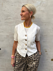 Nicoletta Väst - Off White
