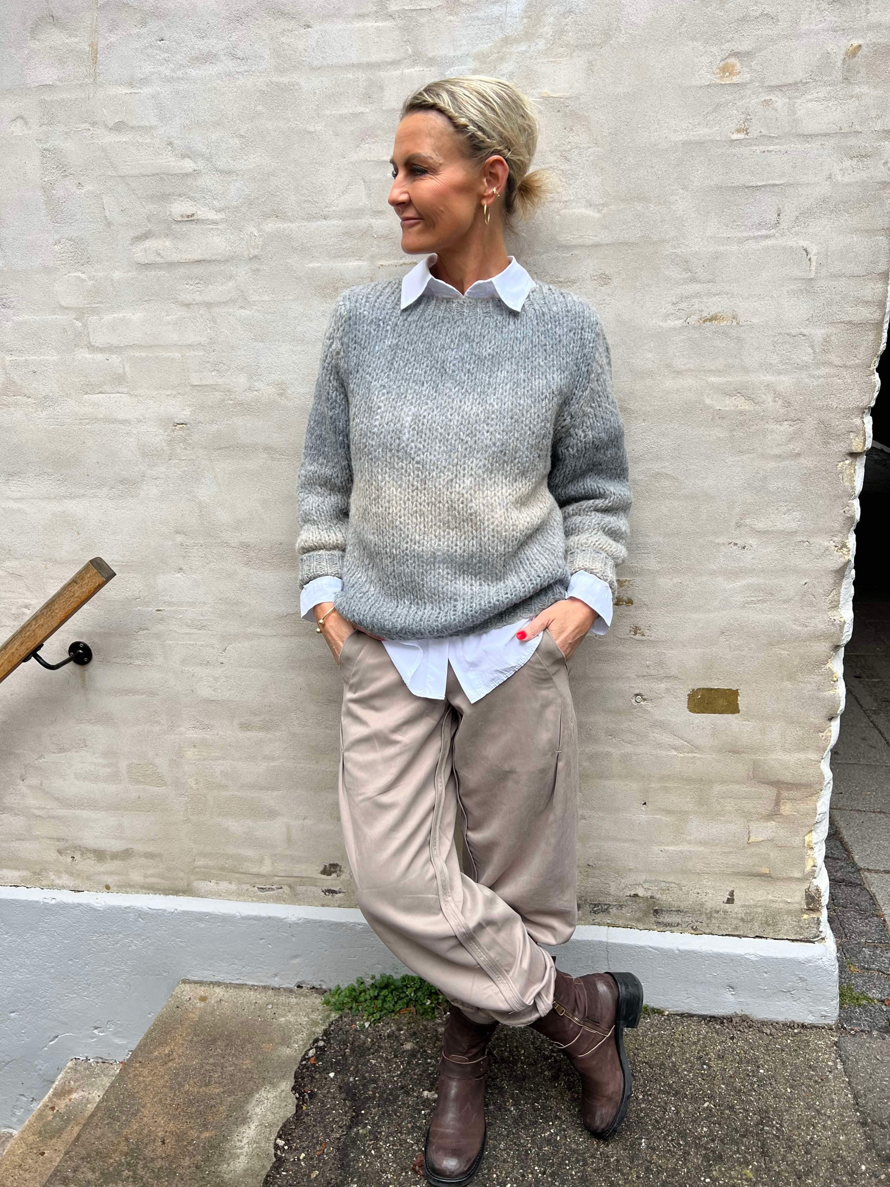 Renee knit grey