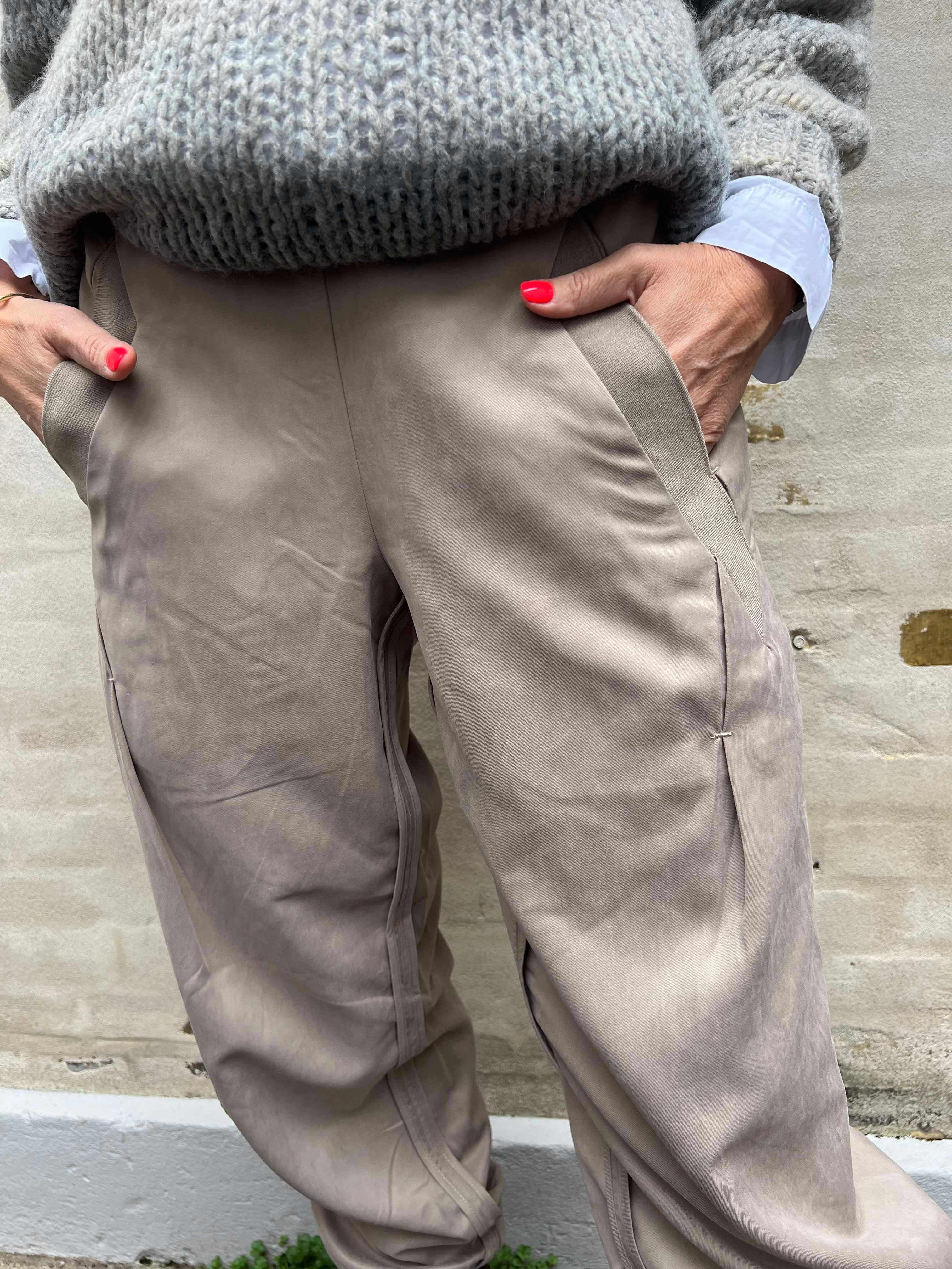 MollieGO lu pants grey sand