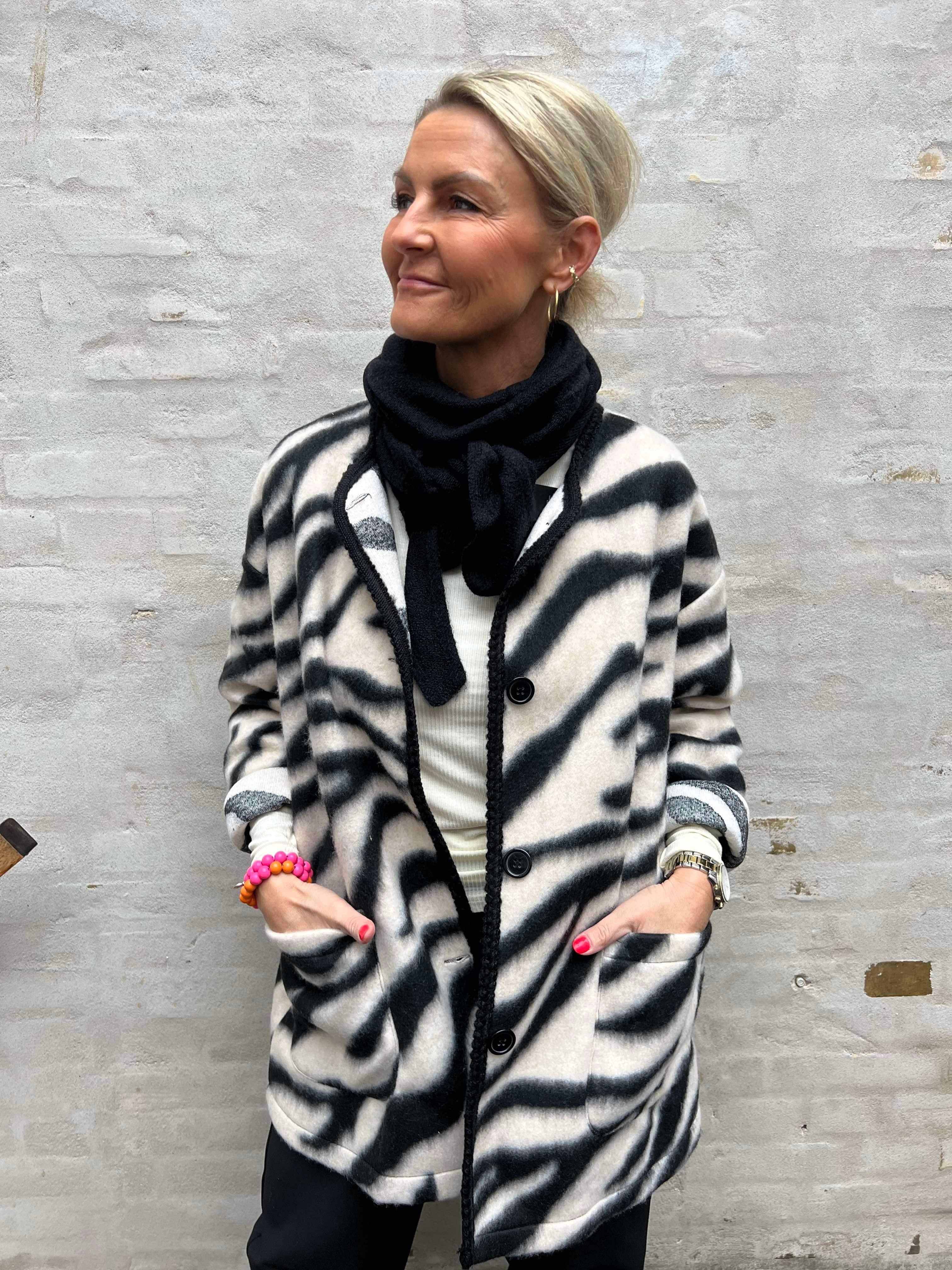 Zeleste fleece jacket zebra