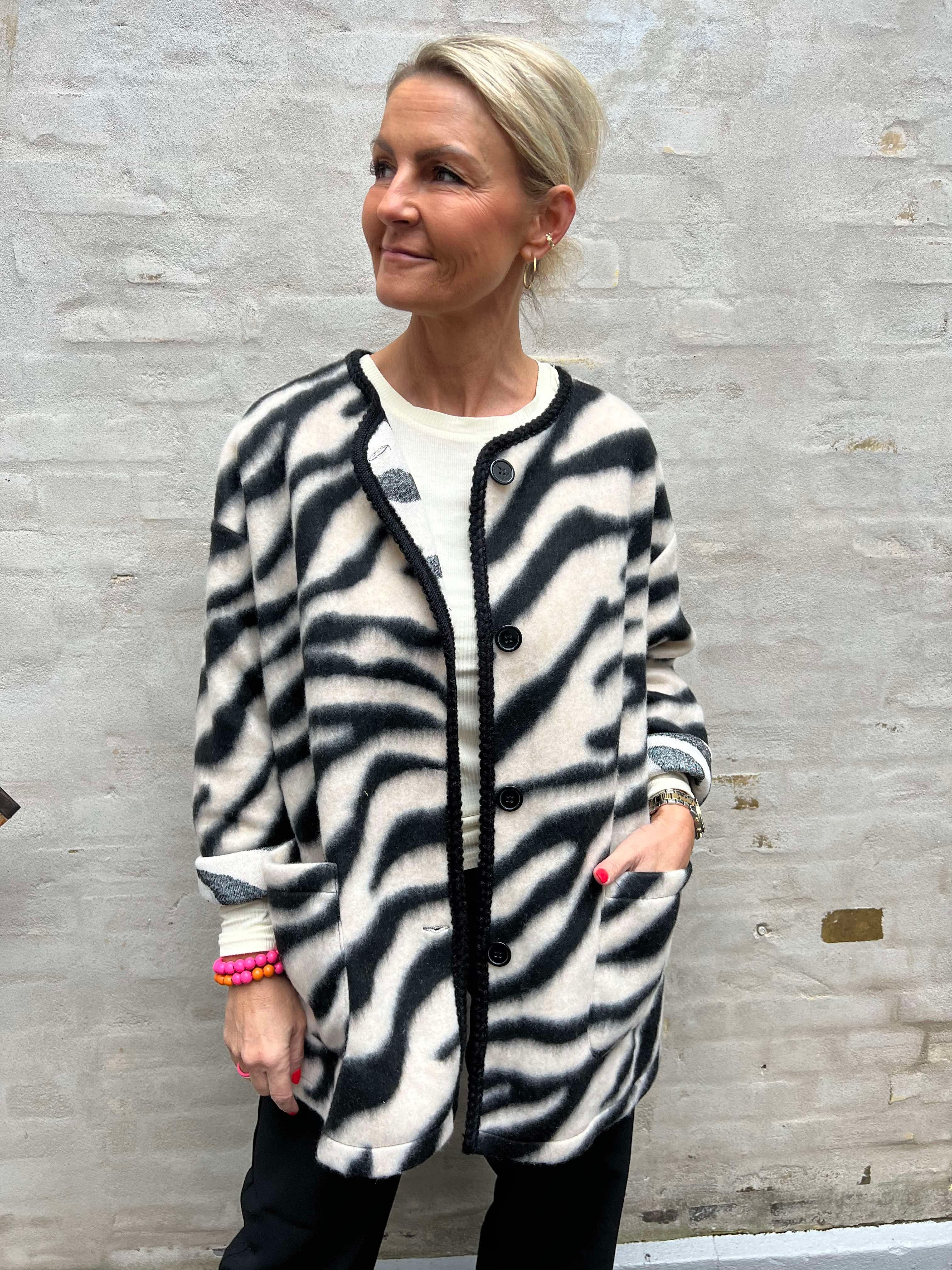 Zeleste fleece jacket zebra