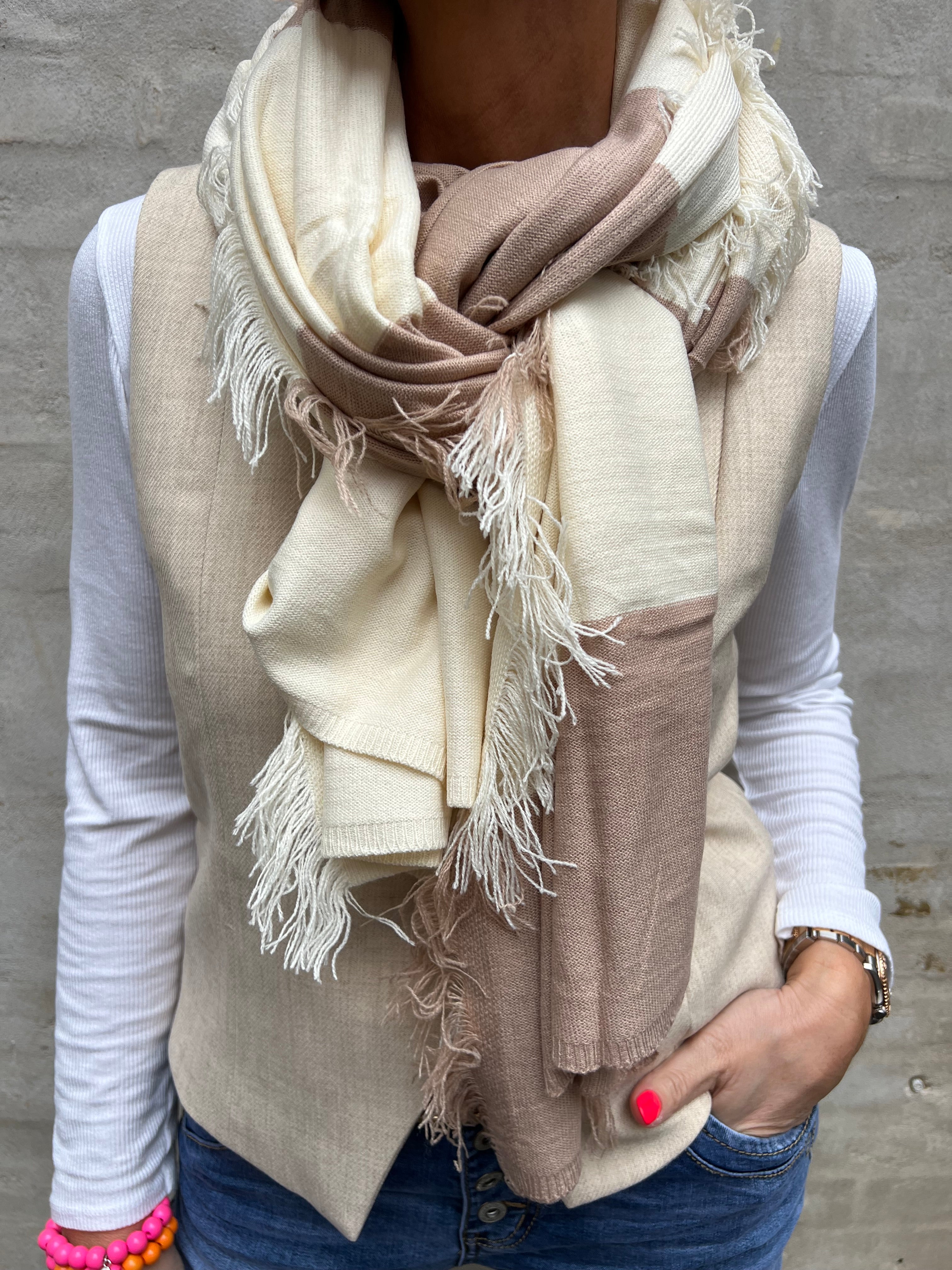 Milla scarf beige 225