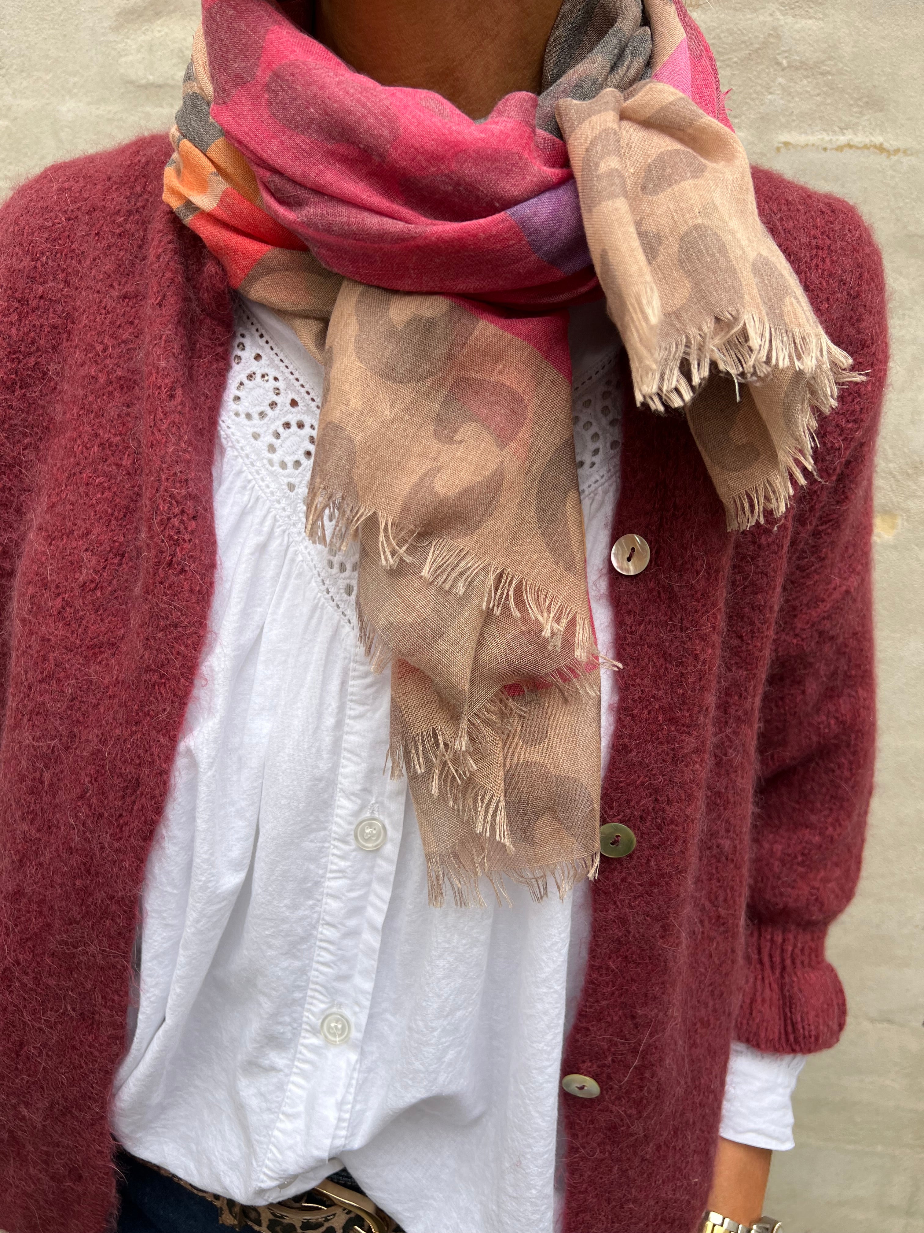 Leopard red bordeux scarf