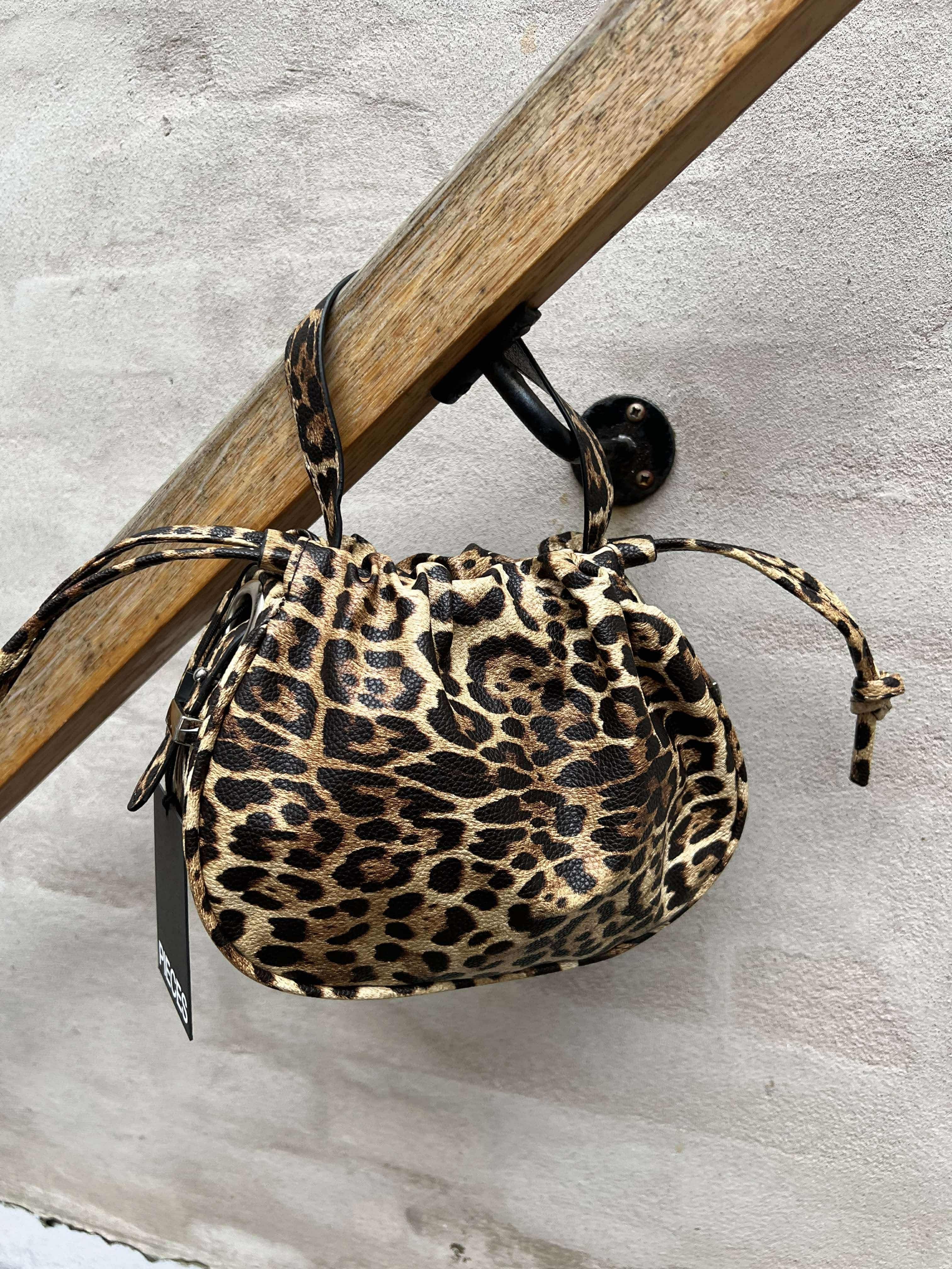 Balloon leo bag