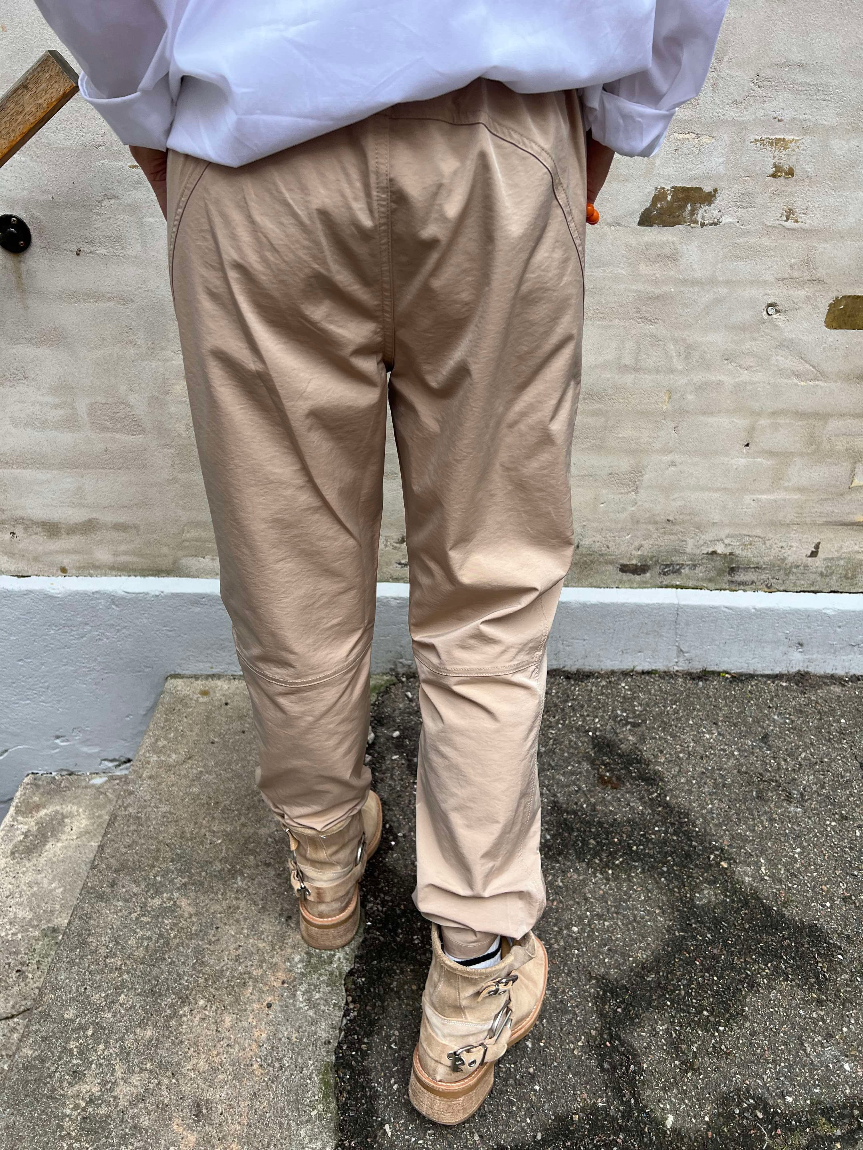 Thilla pant camel