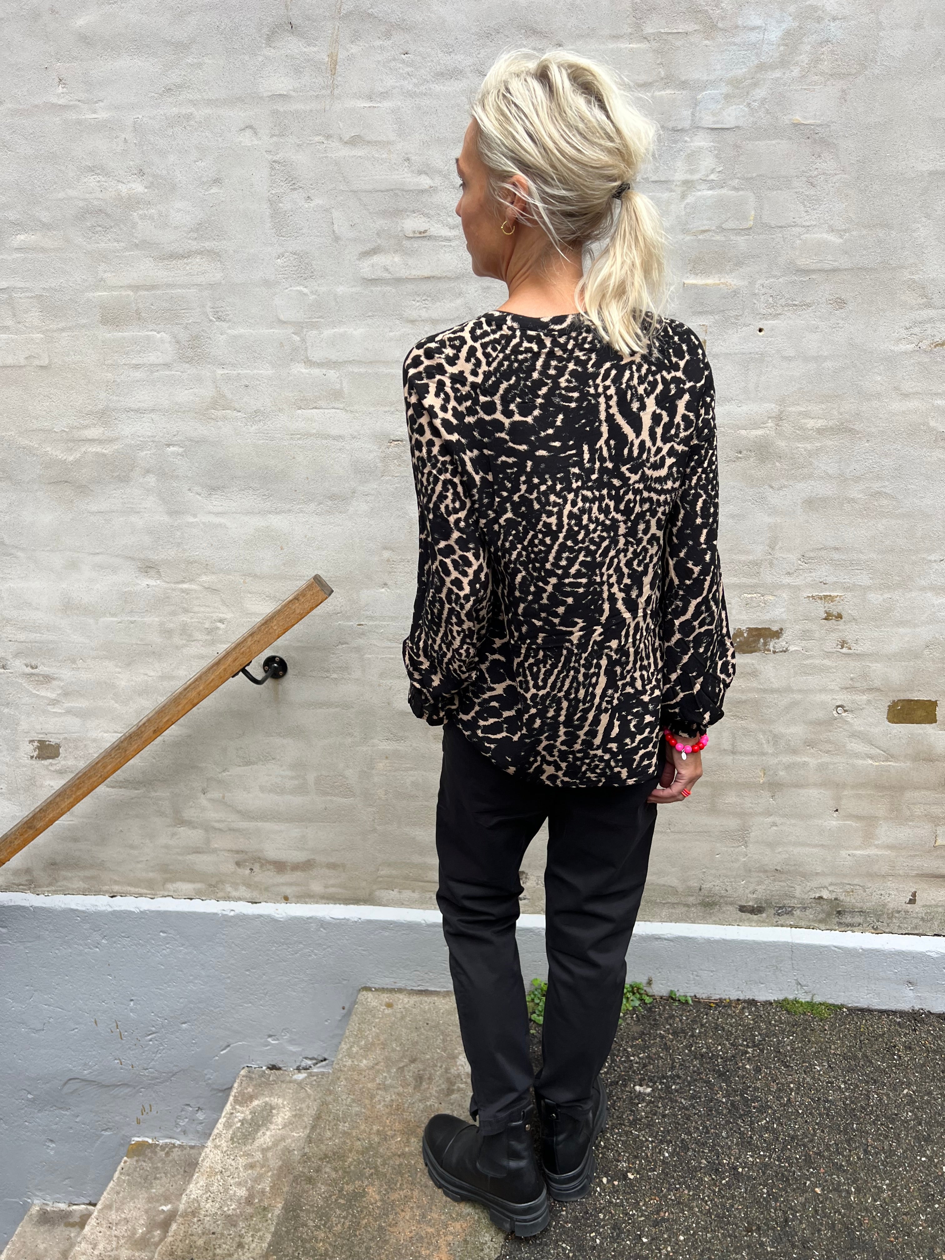 Ando Andrea LS blouse leopard