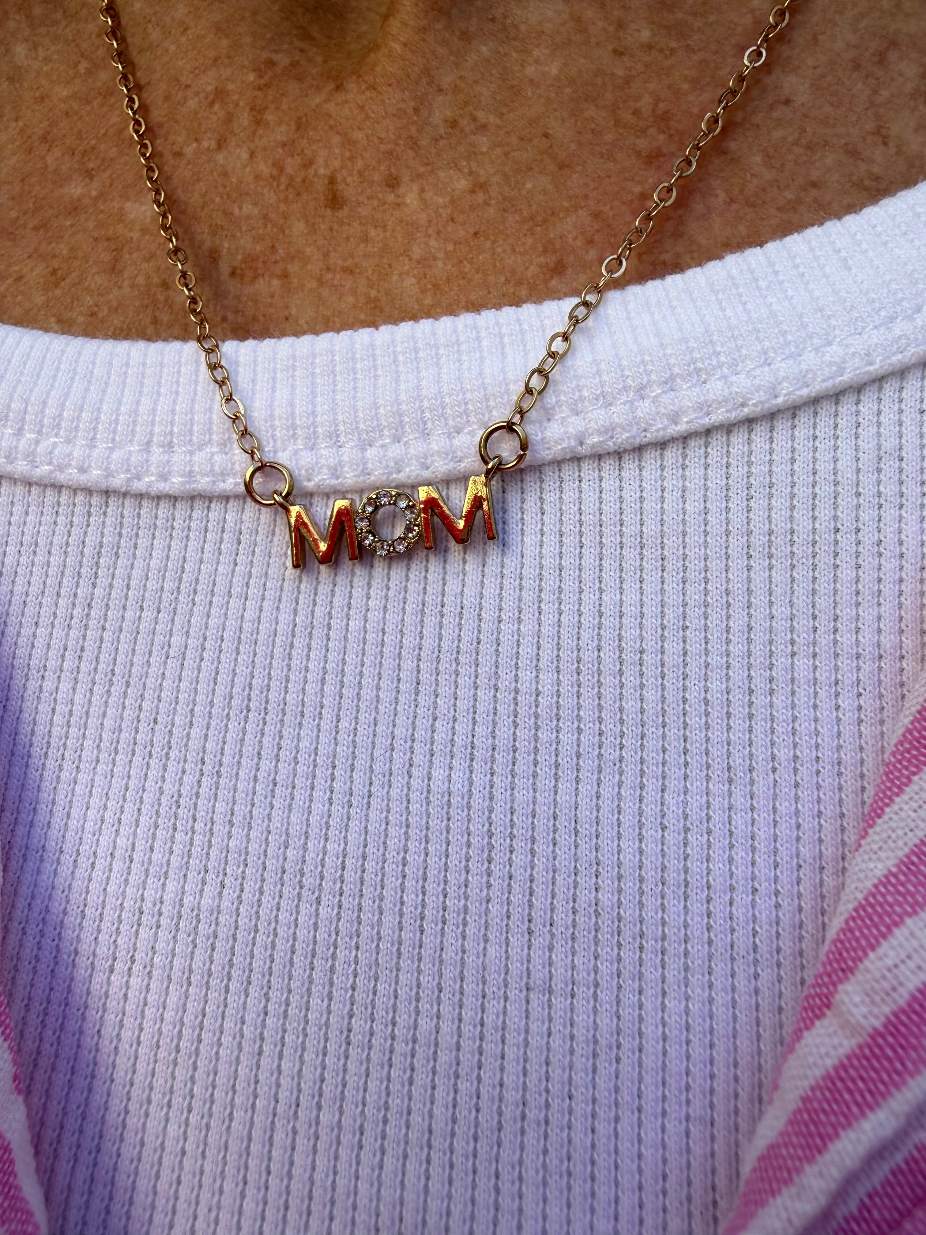Mom Necklace - Gold