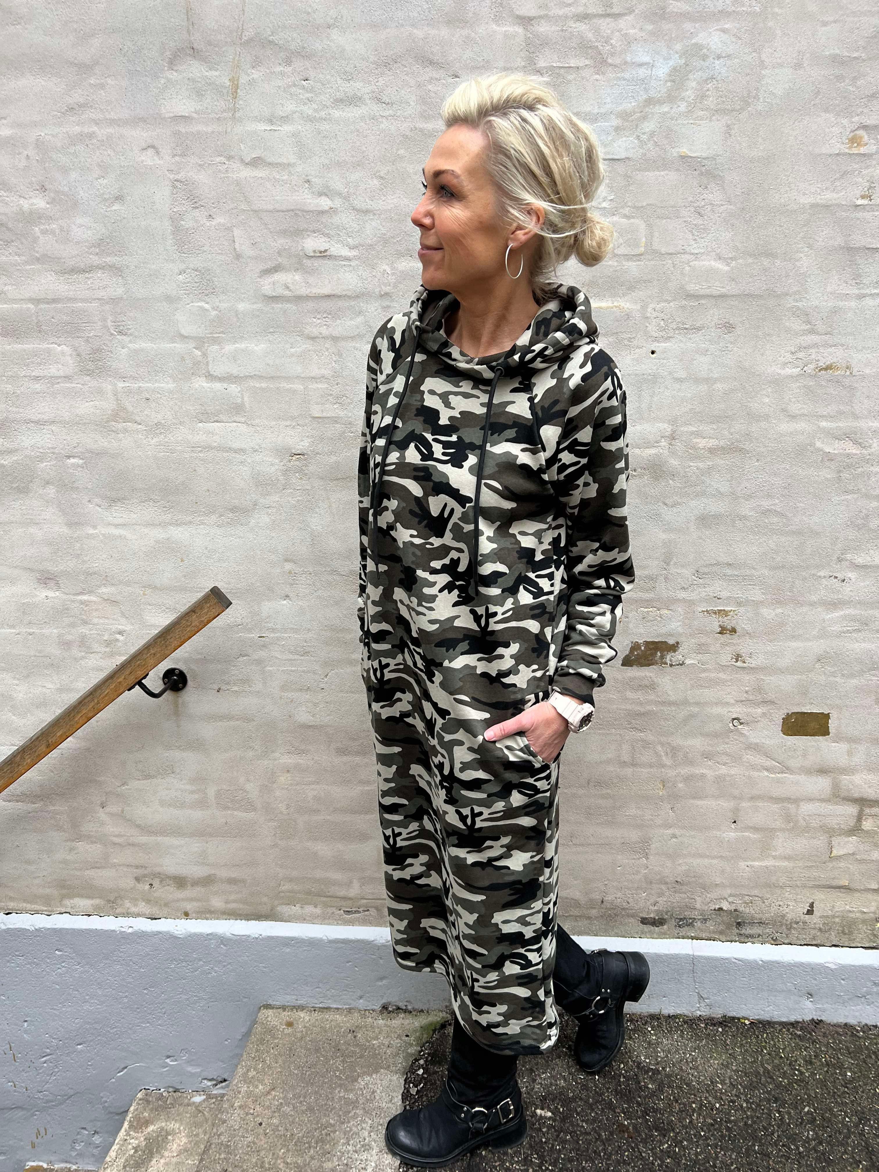 Sue-long-hoodie-dress camo