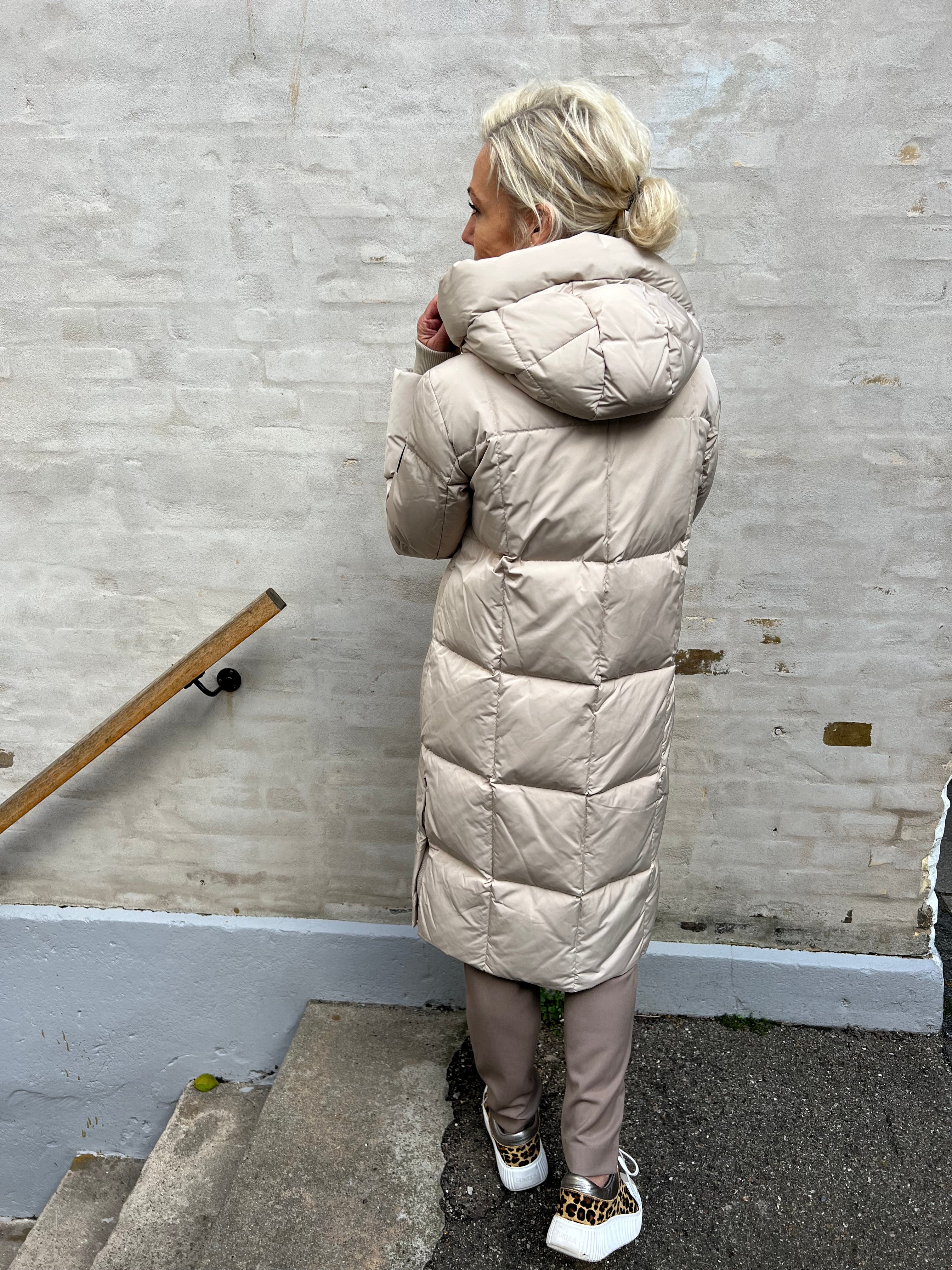 Nova square down coat feather gray