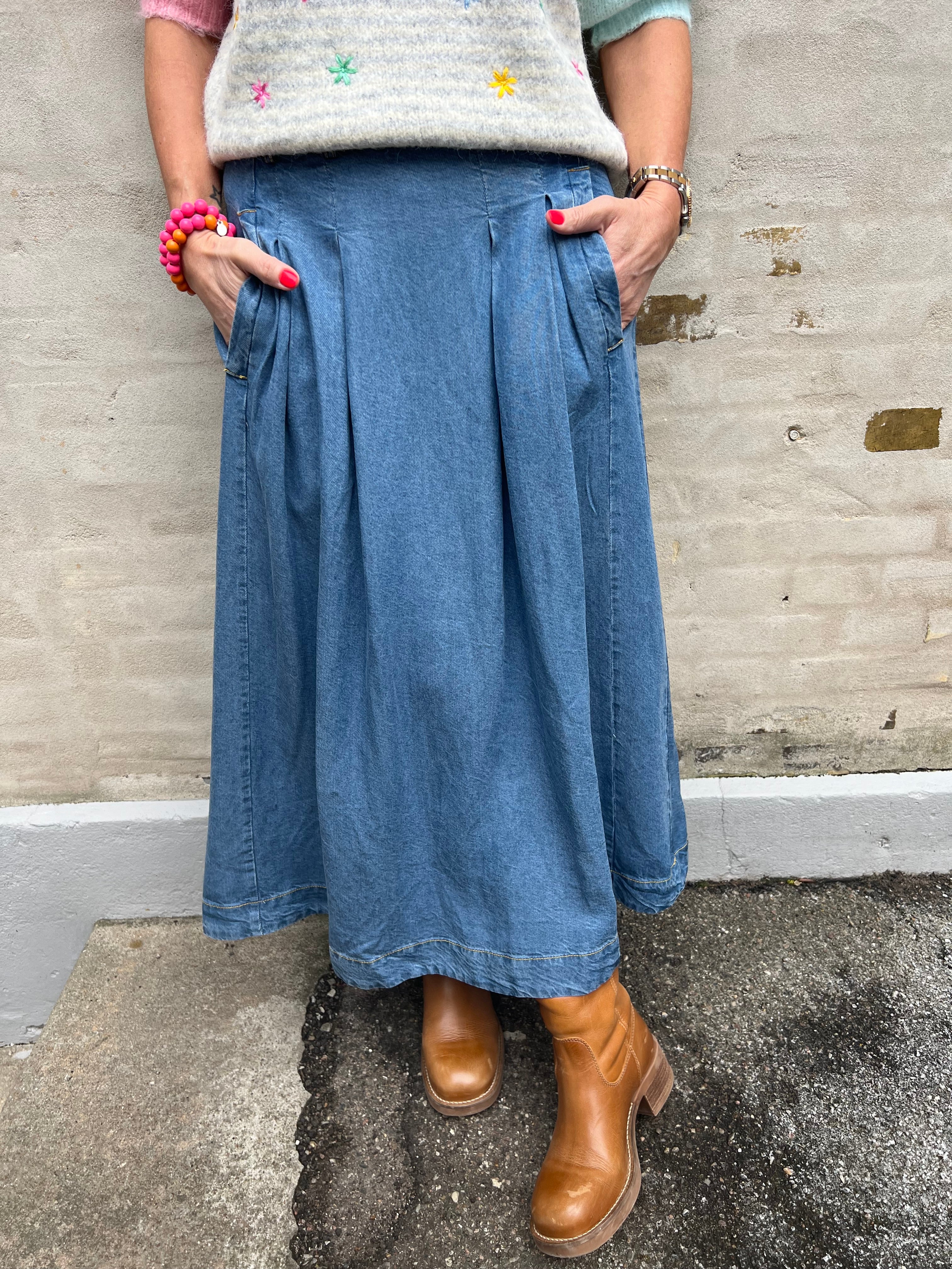 Anya denim pleat skirt