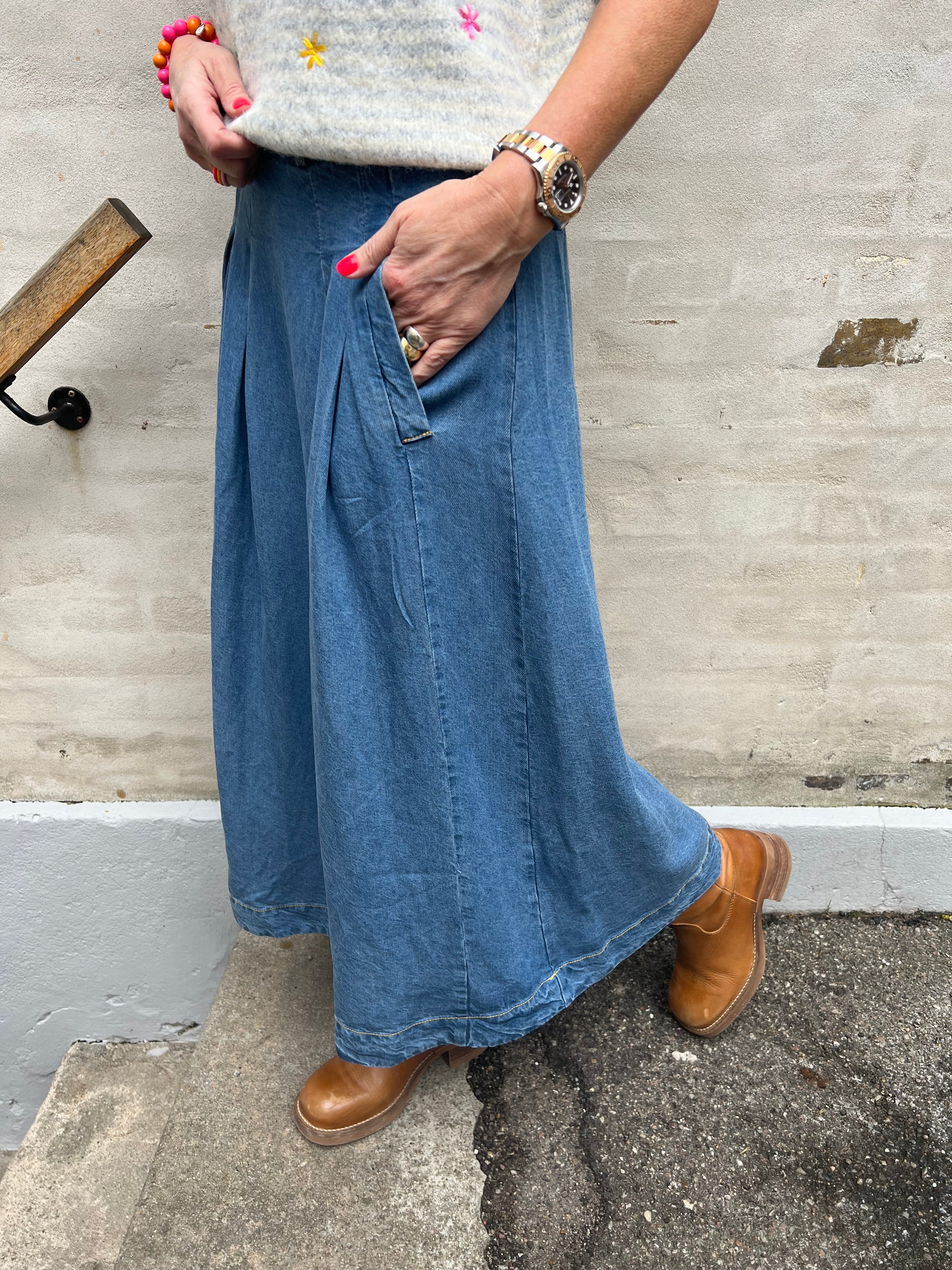 Anya denim pleat skirt