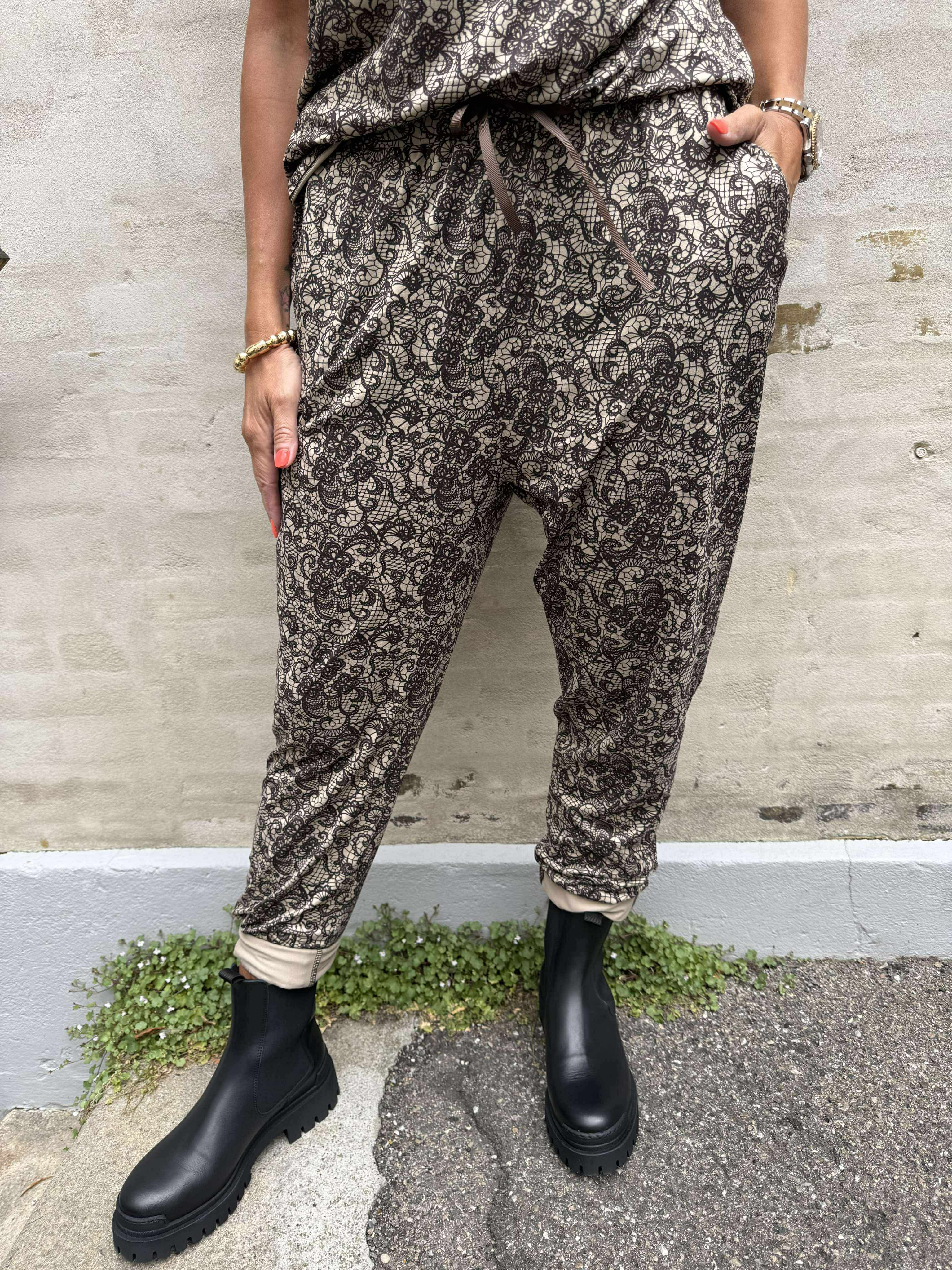 Alma Pants - Mocca Brown Lace