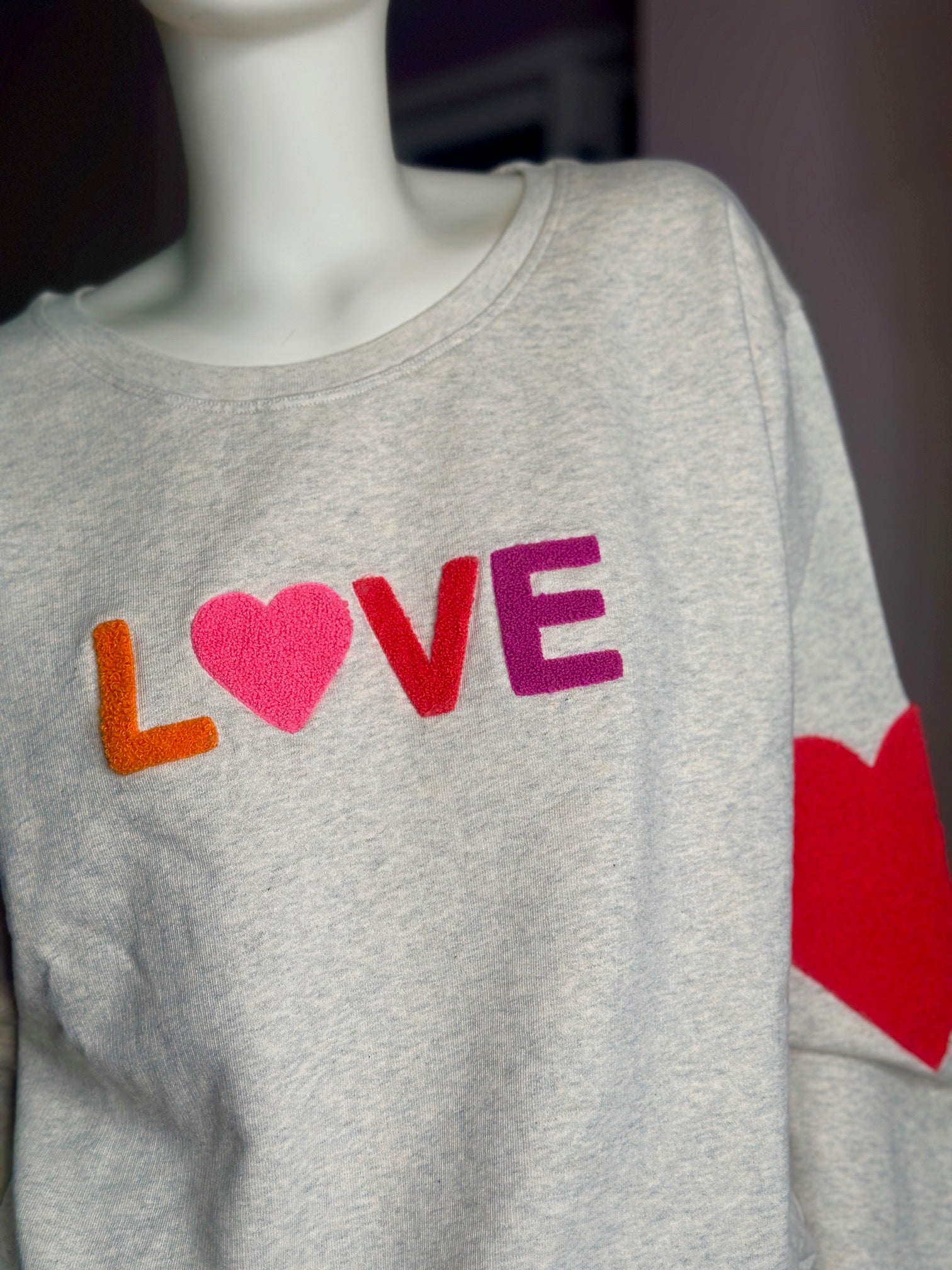 Sweat LOVE - Grey melange with Multi embroidery
