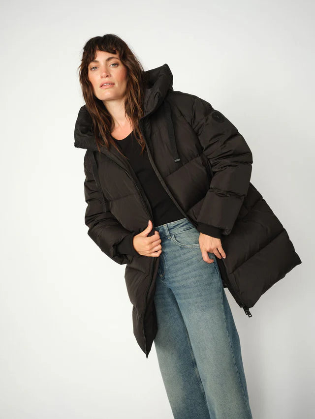 Nova Avon Down Jacket - Black