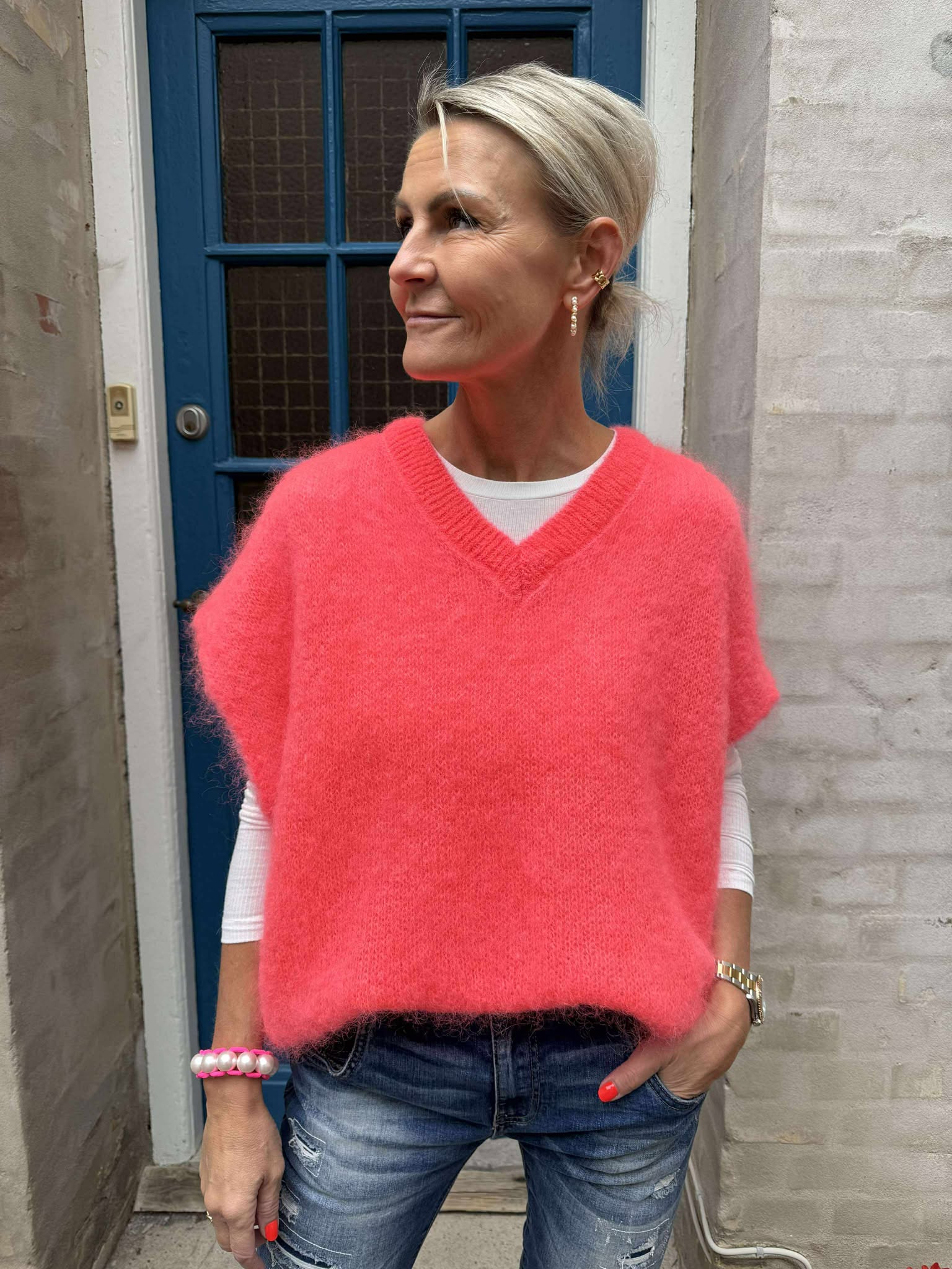 Aurora Strik - Neon Coral
