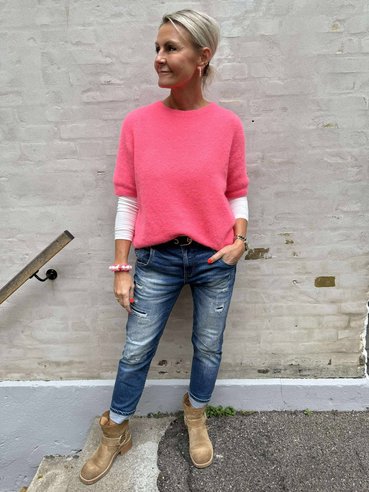 Giulia Strik - Neon Rasberry