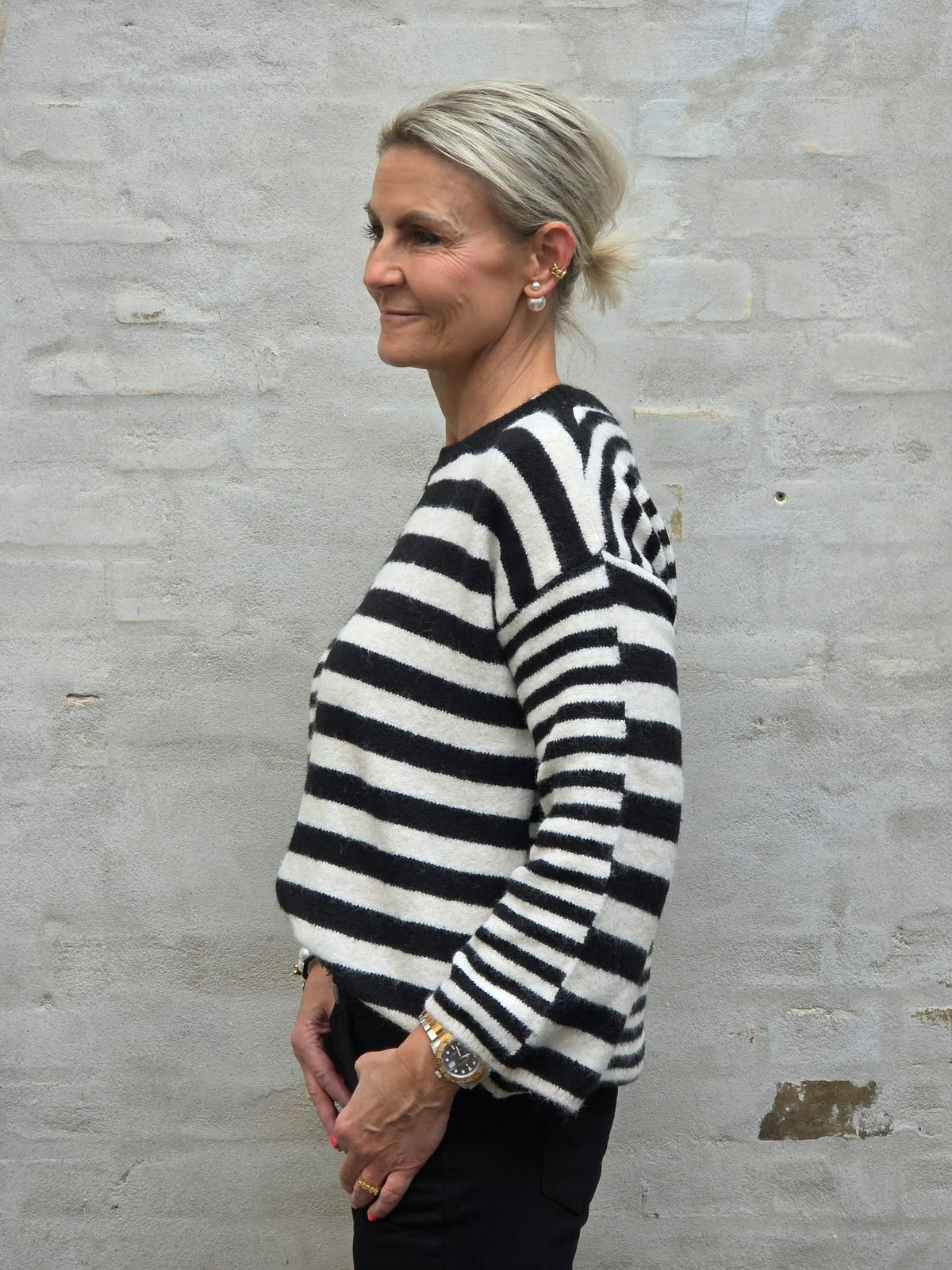 Asy Striped Knit - Off White/Black