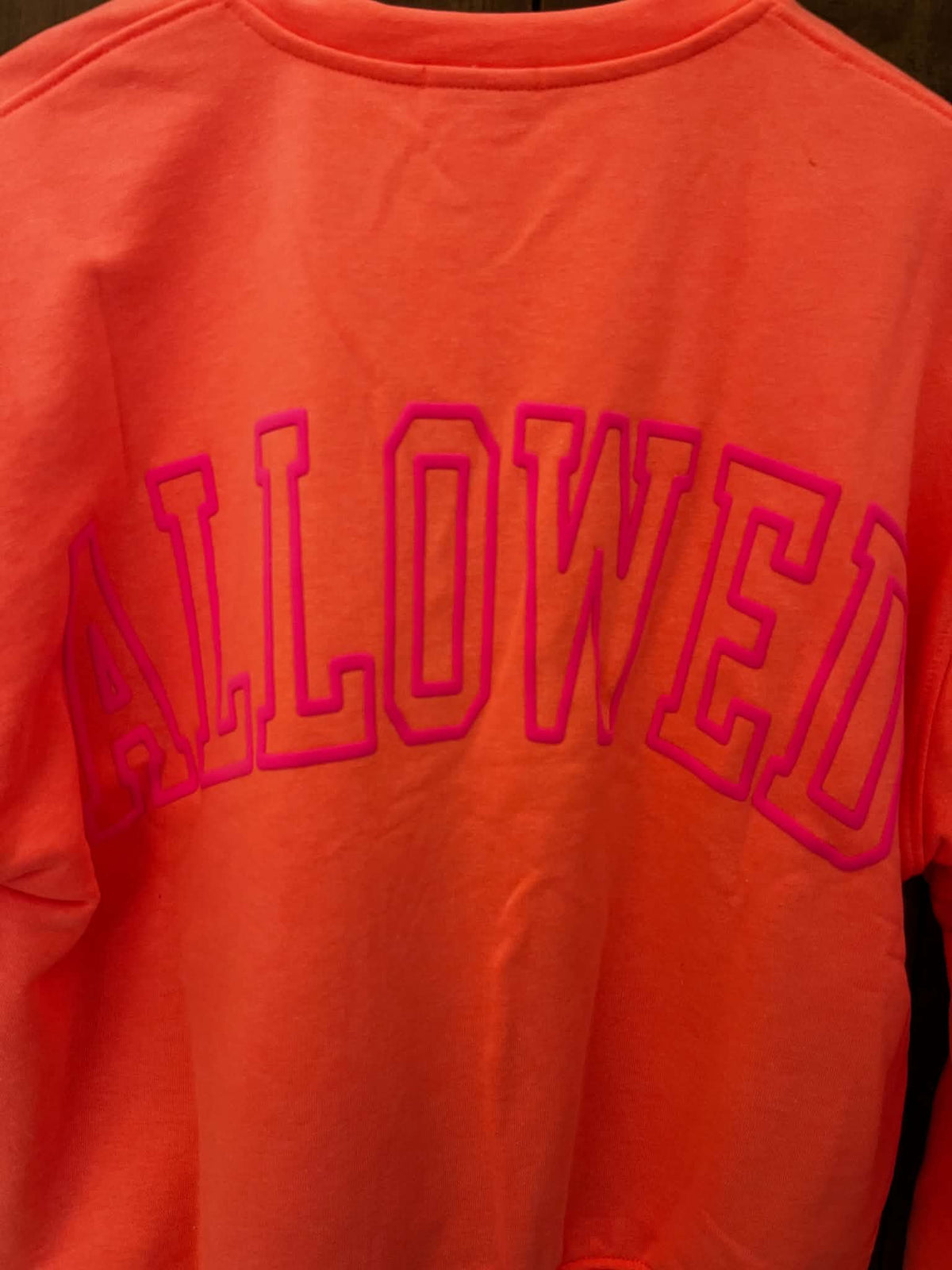 Not Allowed Sweat - Coral Flu