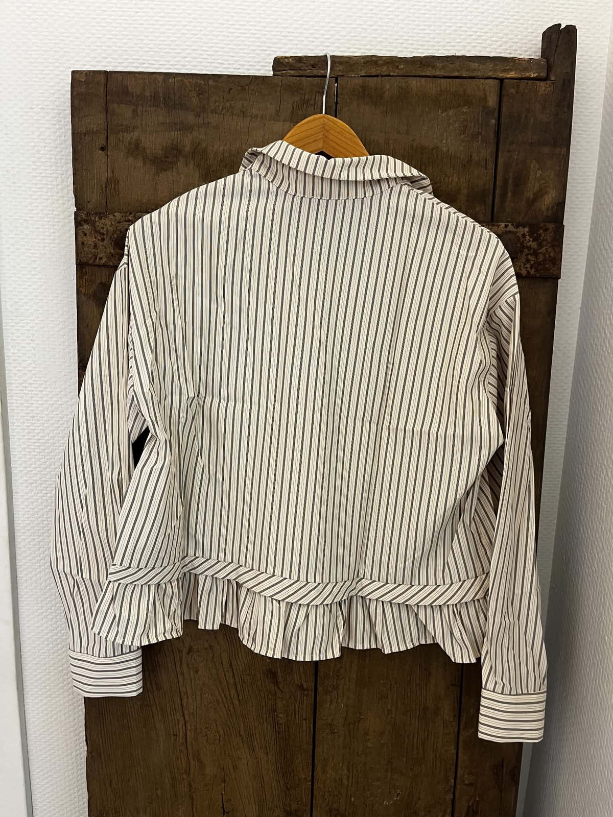 Stessi Shirt - Off White/Black