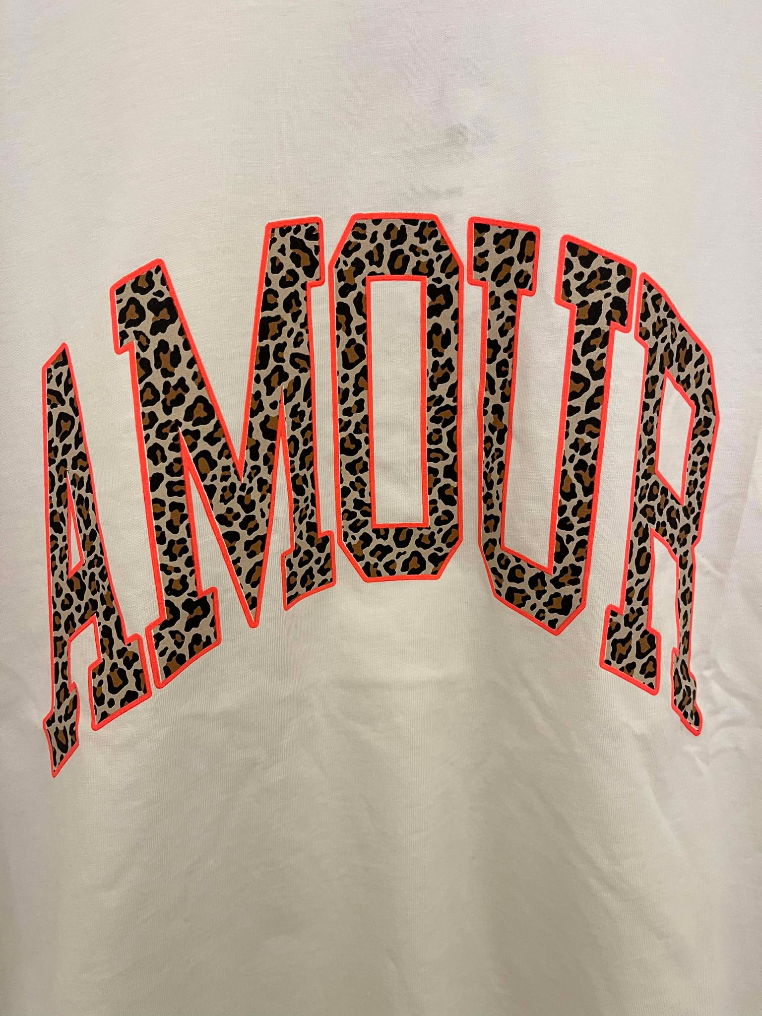 Amour Tee - White/Leo