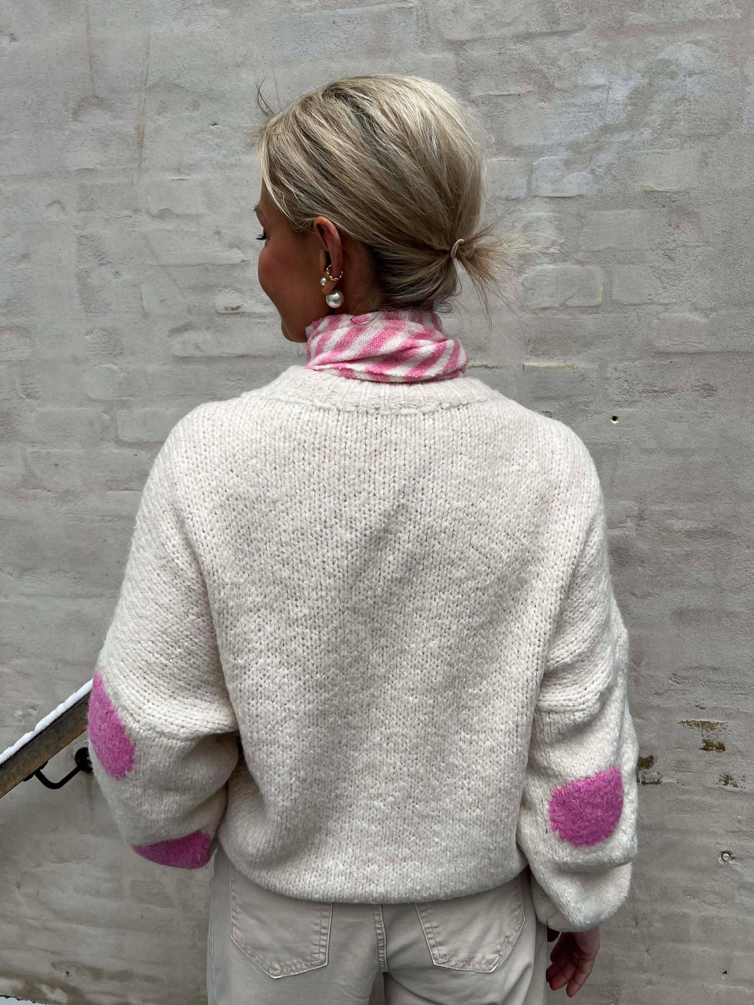 Camilia Pullover - Pink Dots