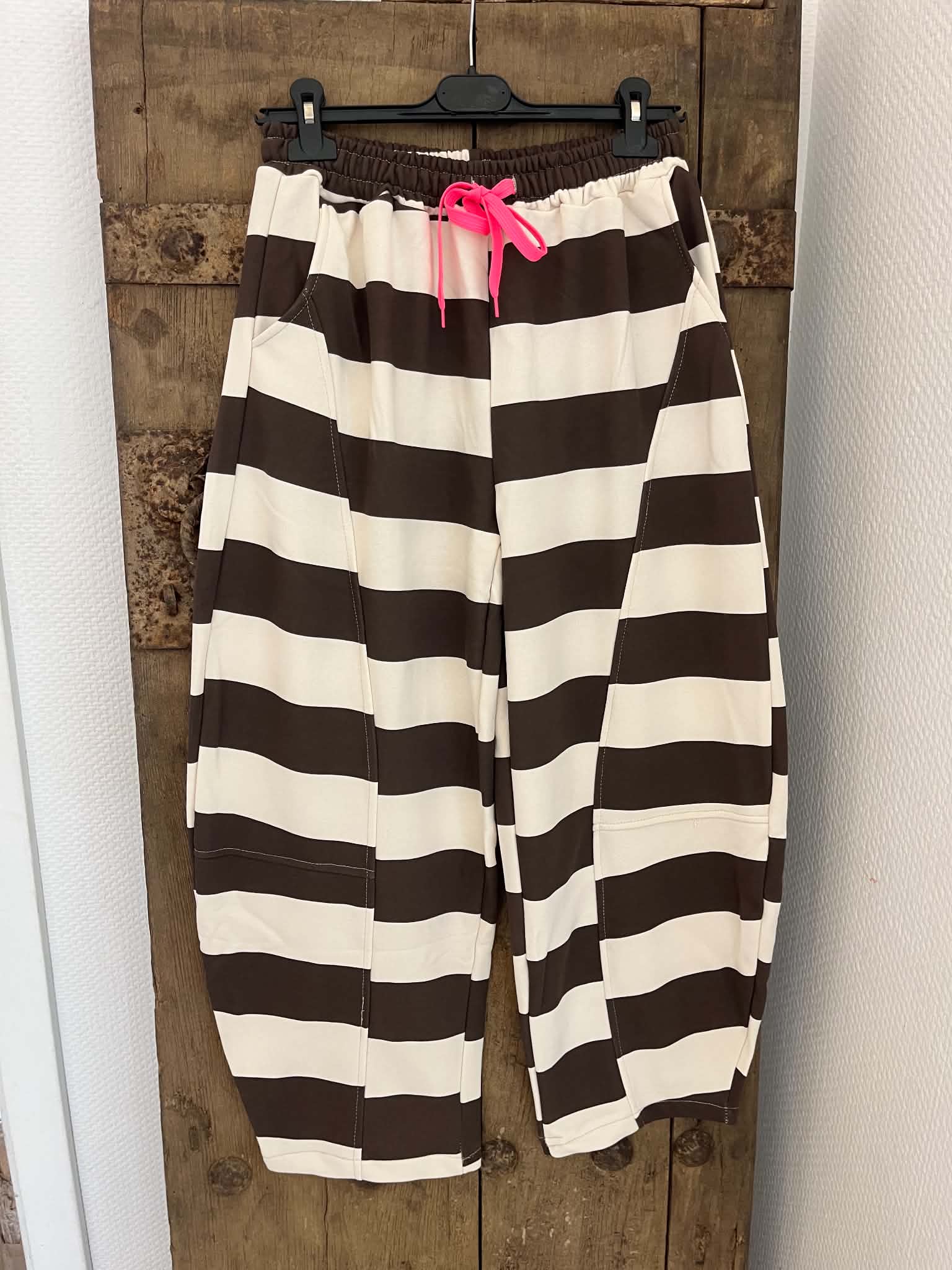 Very Striped Sweatpants - Off White/Brown
