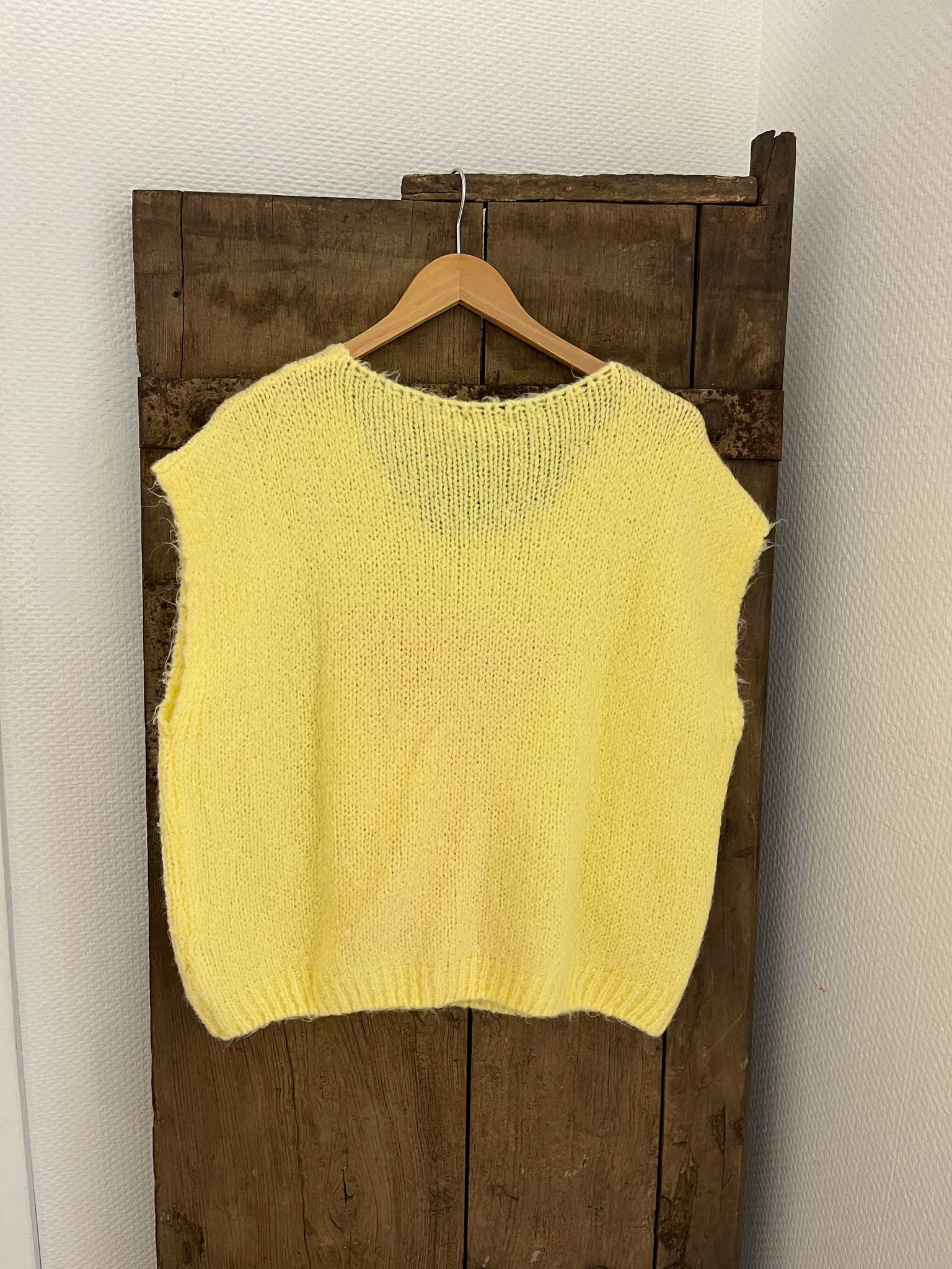 Viola Knit Vest - Yellow
