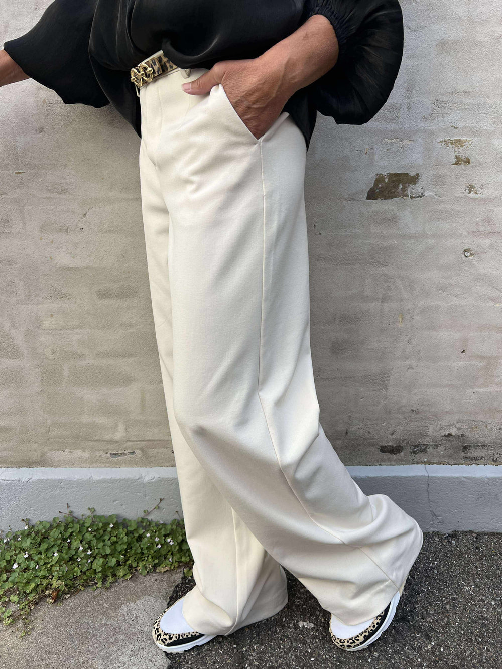 LISA WIDE Pant - Sandshell