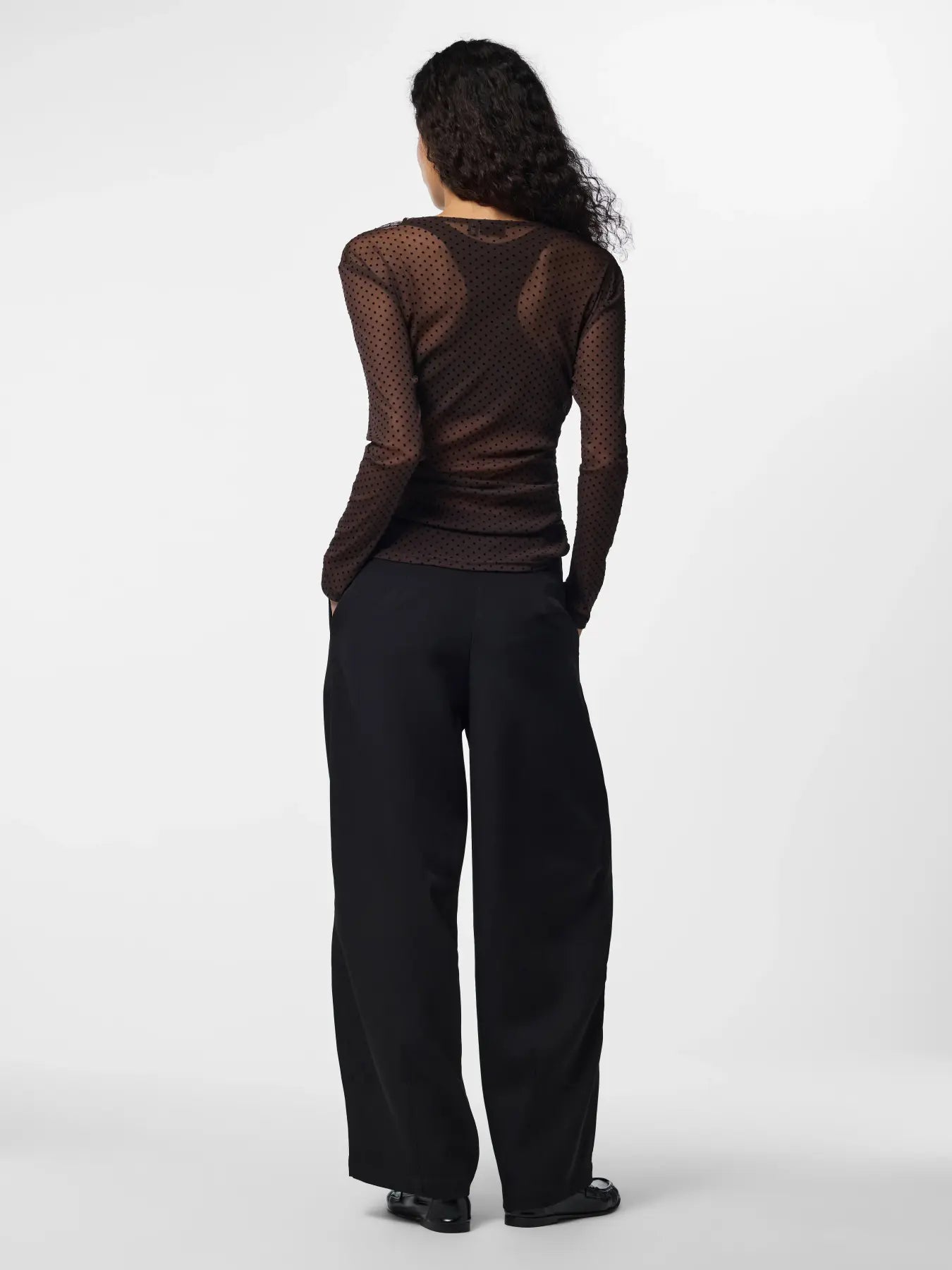 BOBO LS MESH ROUCHING TOP - Hot Fudge/TINY BLACK DOTS