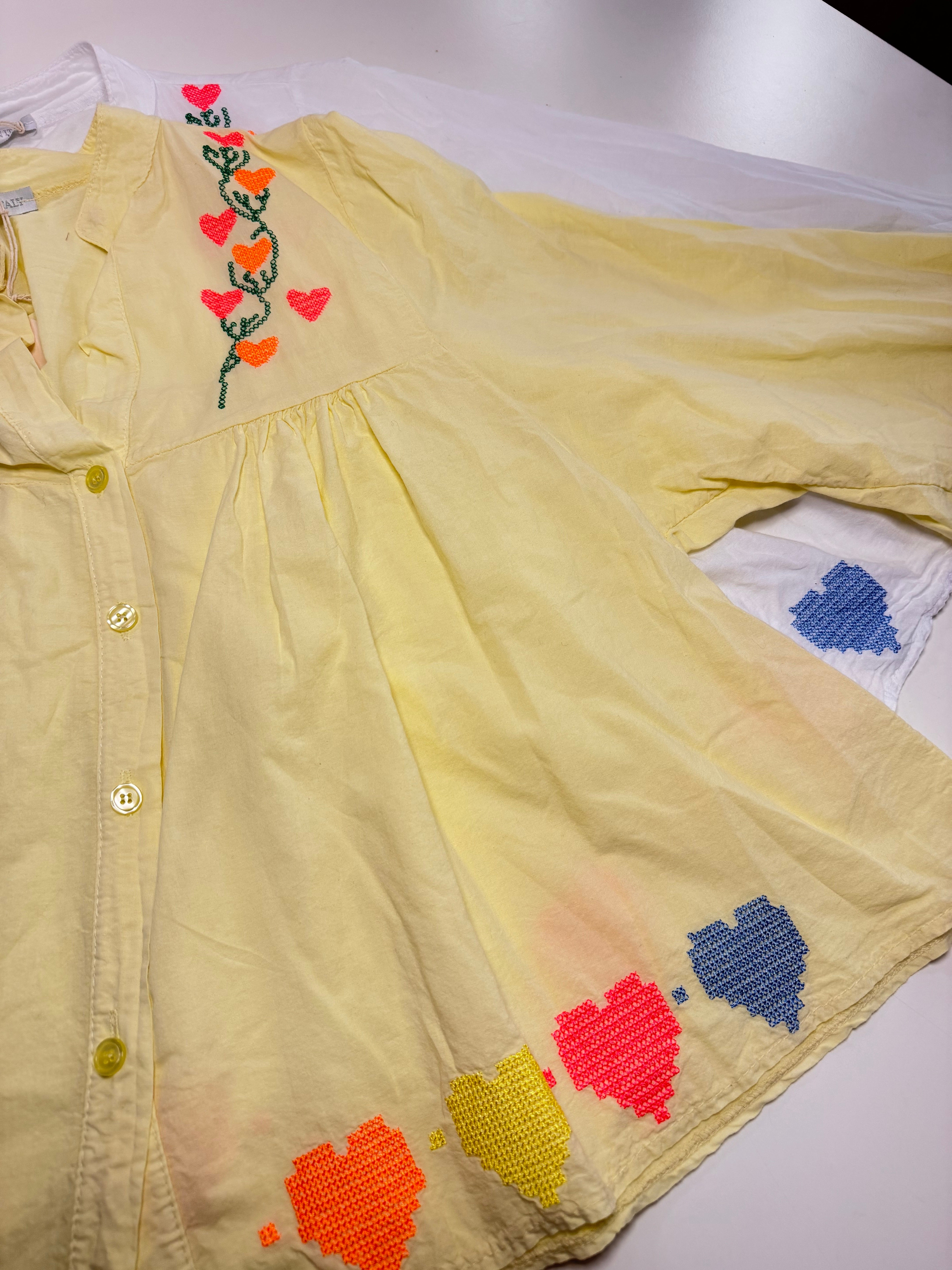Lux Shirt w. Embrodery - Yellow