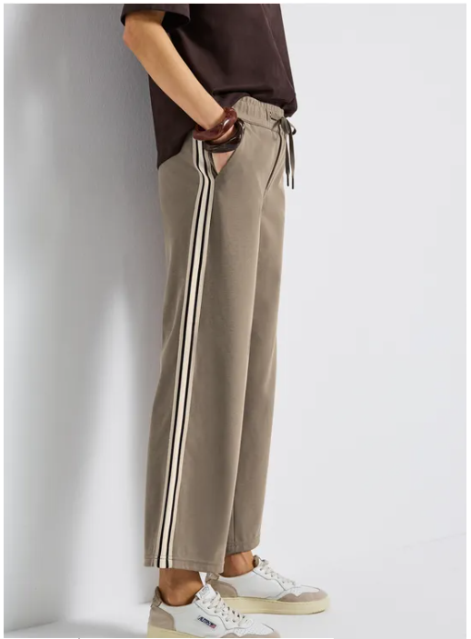 Straight Leg Structure Gallon - Bark Brown