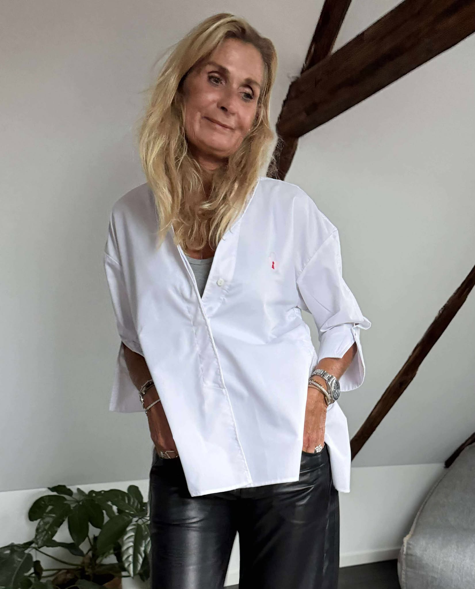 PREORDER-Luna shirt Heart Beat - Paper White