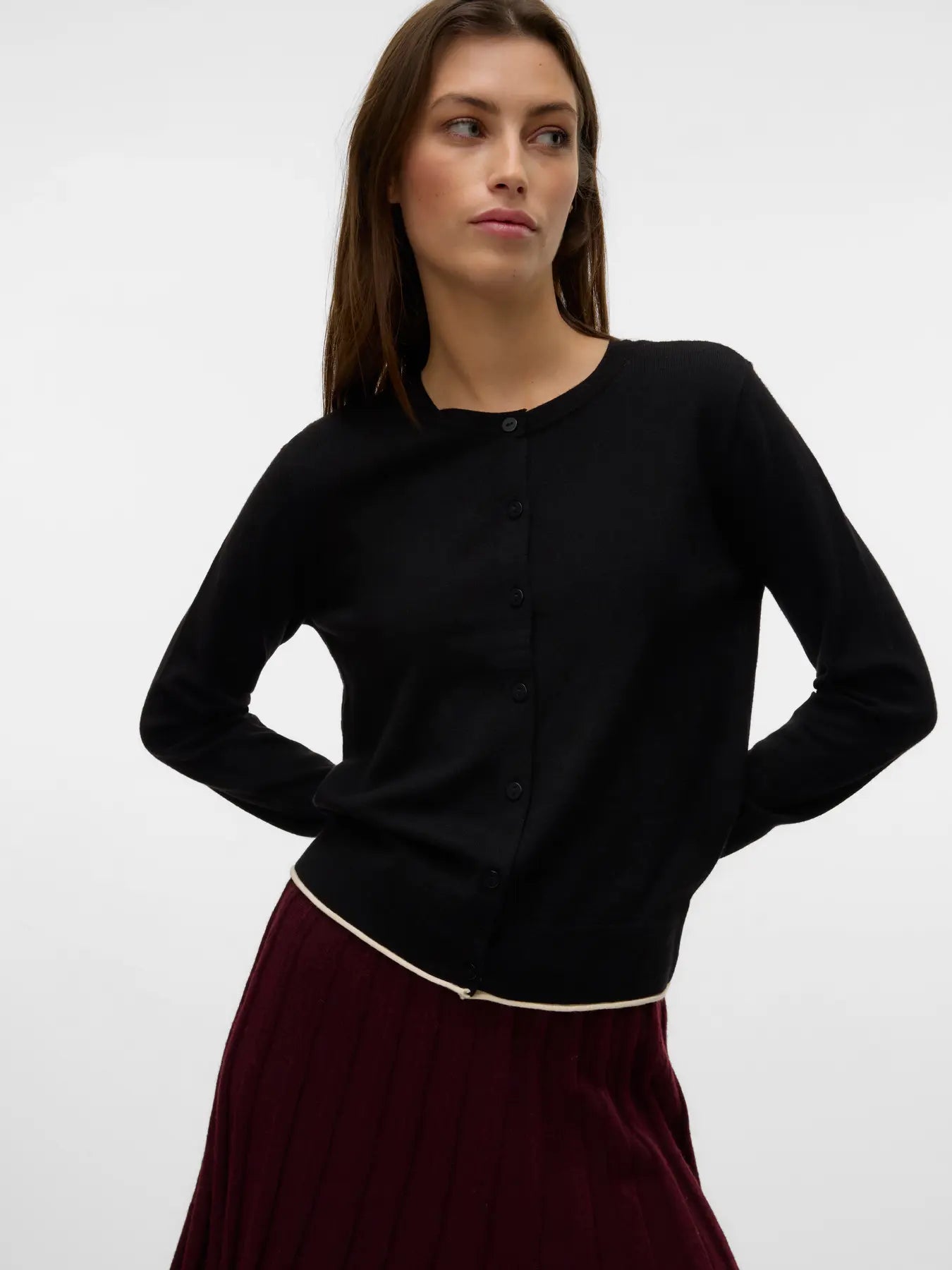 BREEZE O-NECK CARDIGAN - Black W. Birch Contrast