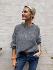 ZOEY LIFE ON STITCH PULLOVER - Dark Grey Melange