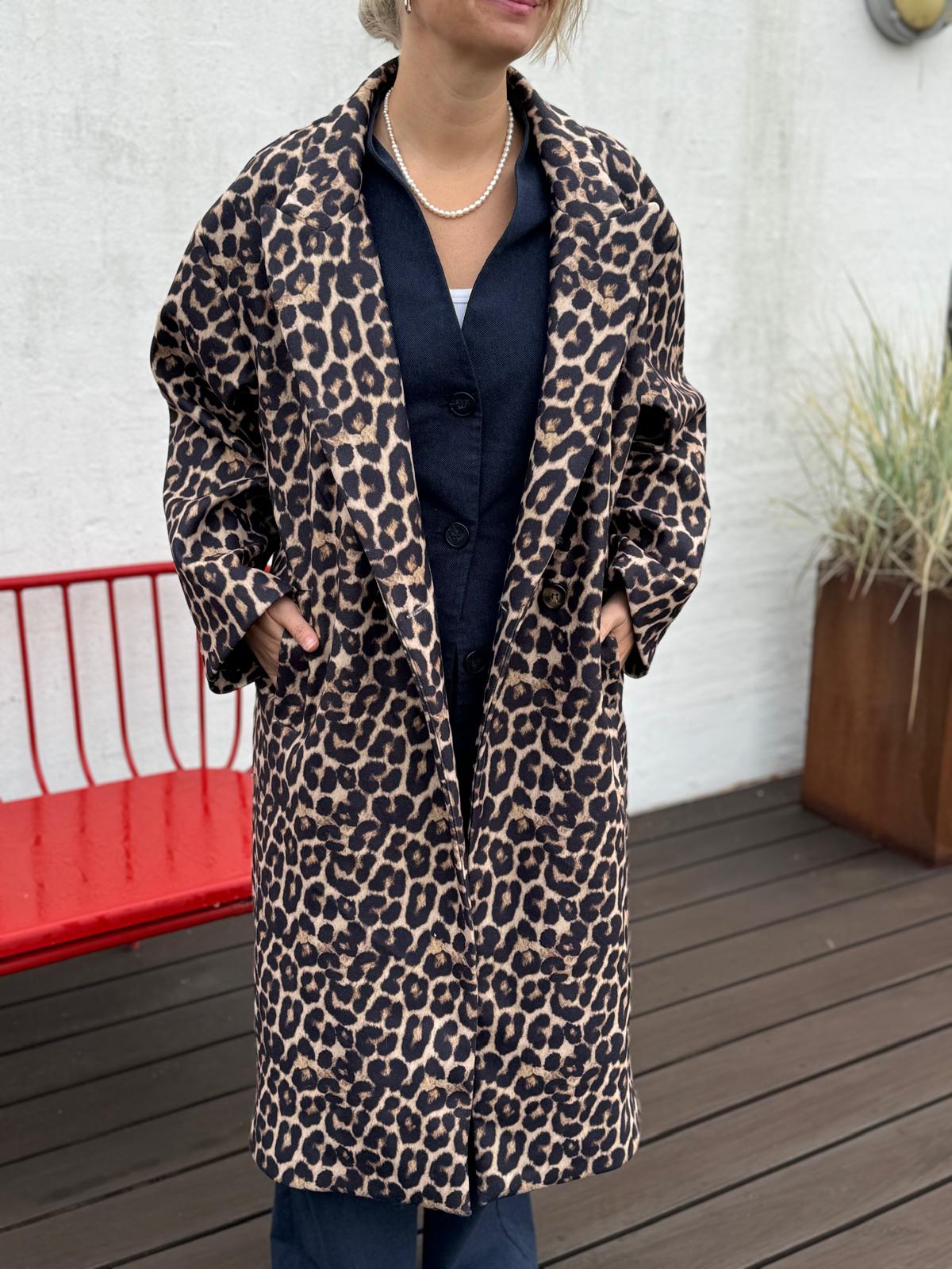 Cleo coat leopard