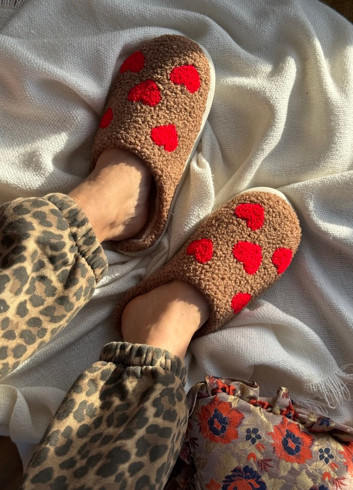 Love slippers brown