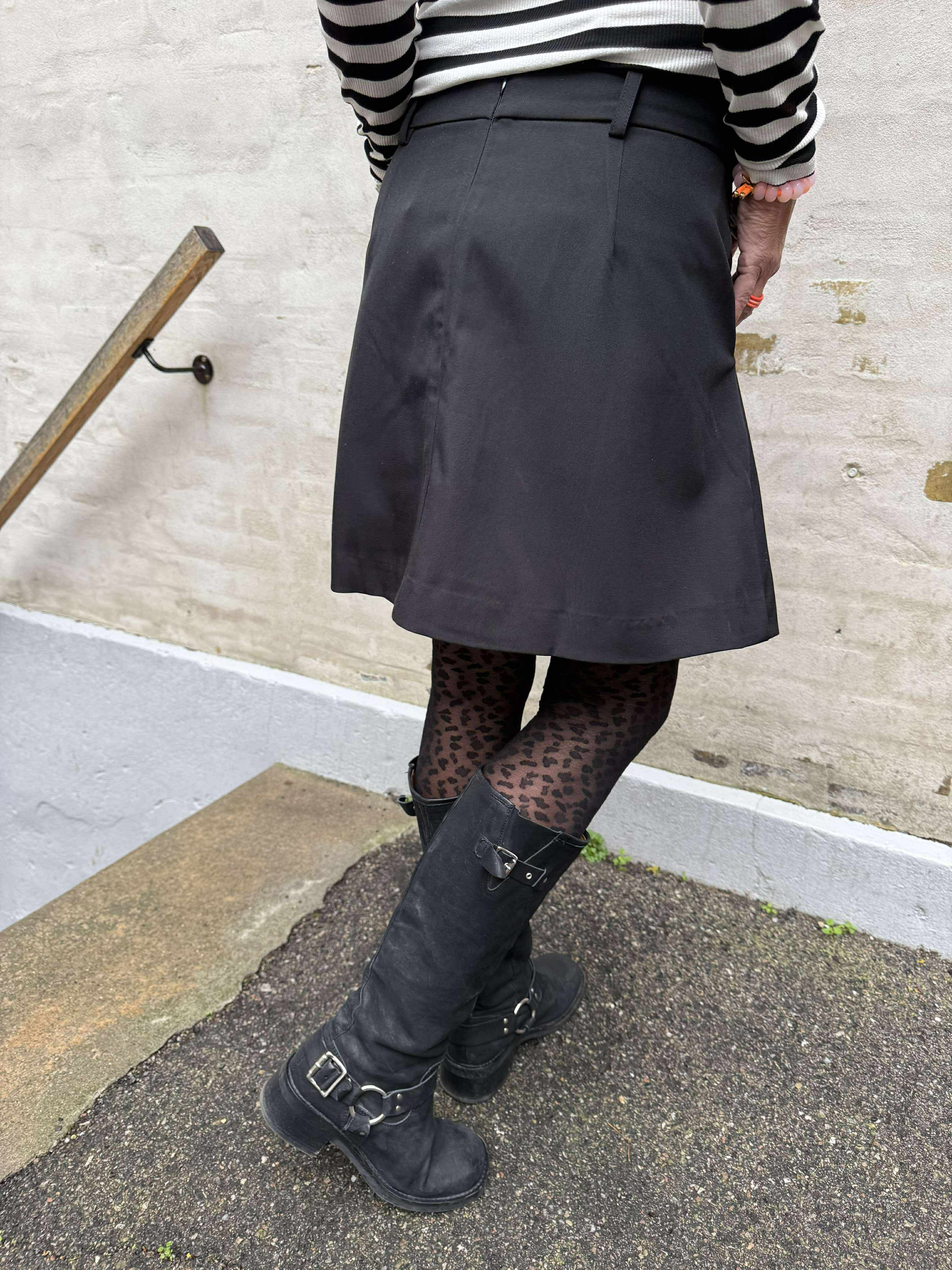 LunaCC Pocket Pleat Mini Skirt - Black