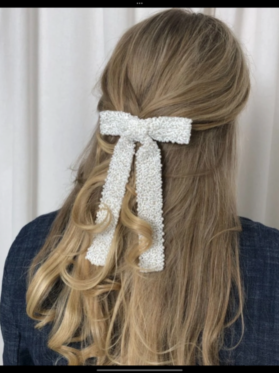 Pearl bow beaded barette