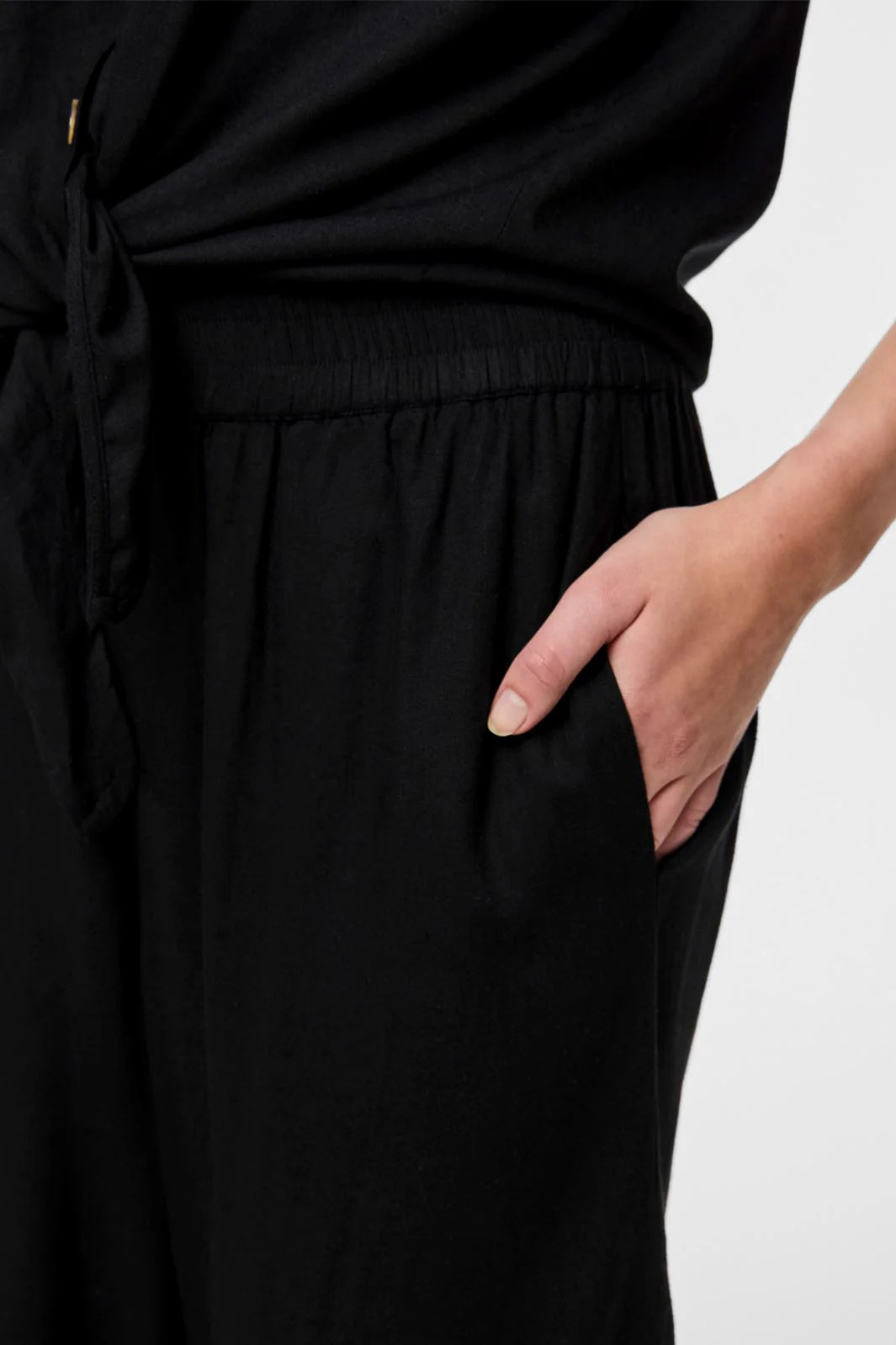 Pia wide culotte pants black