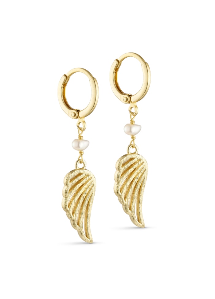 Hoop earring with wing