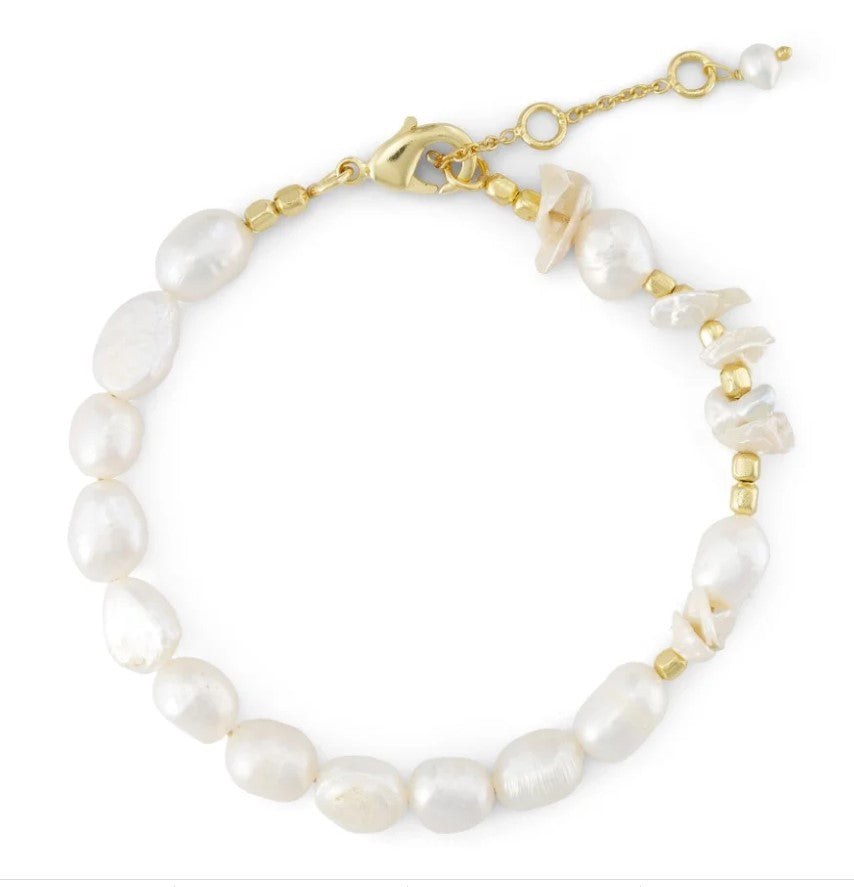 Pure by nat bracelet with pearls
