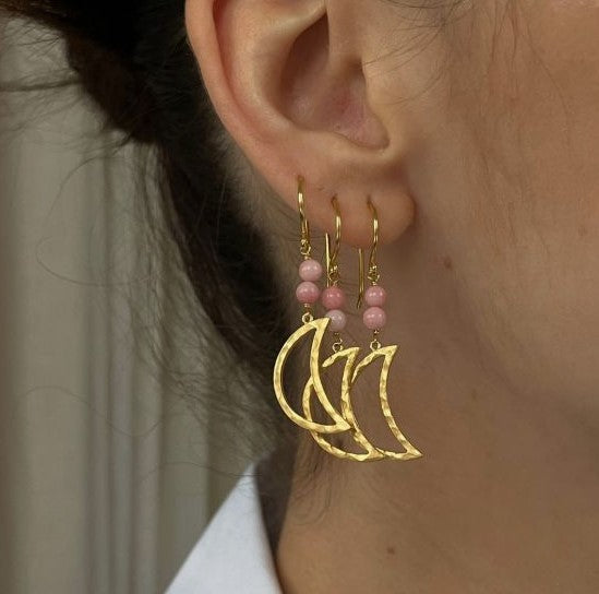 Bella moon earring w. coral