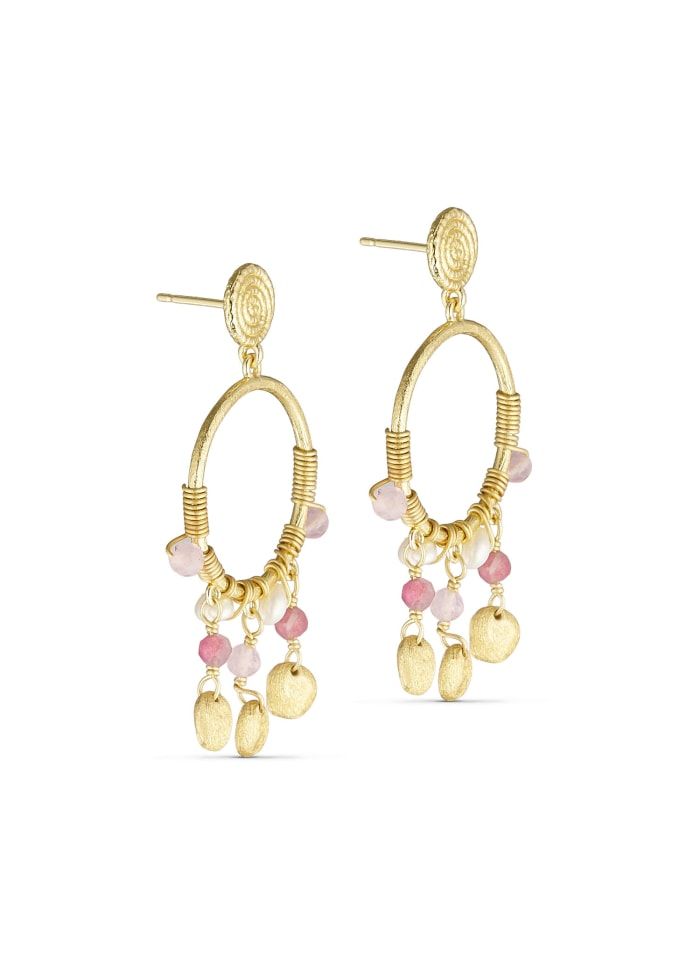 Earring with rose pearls